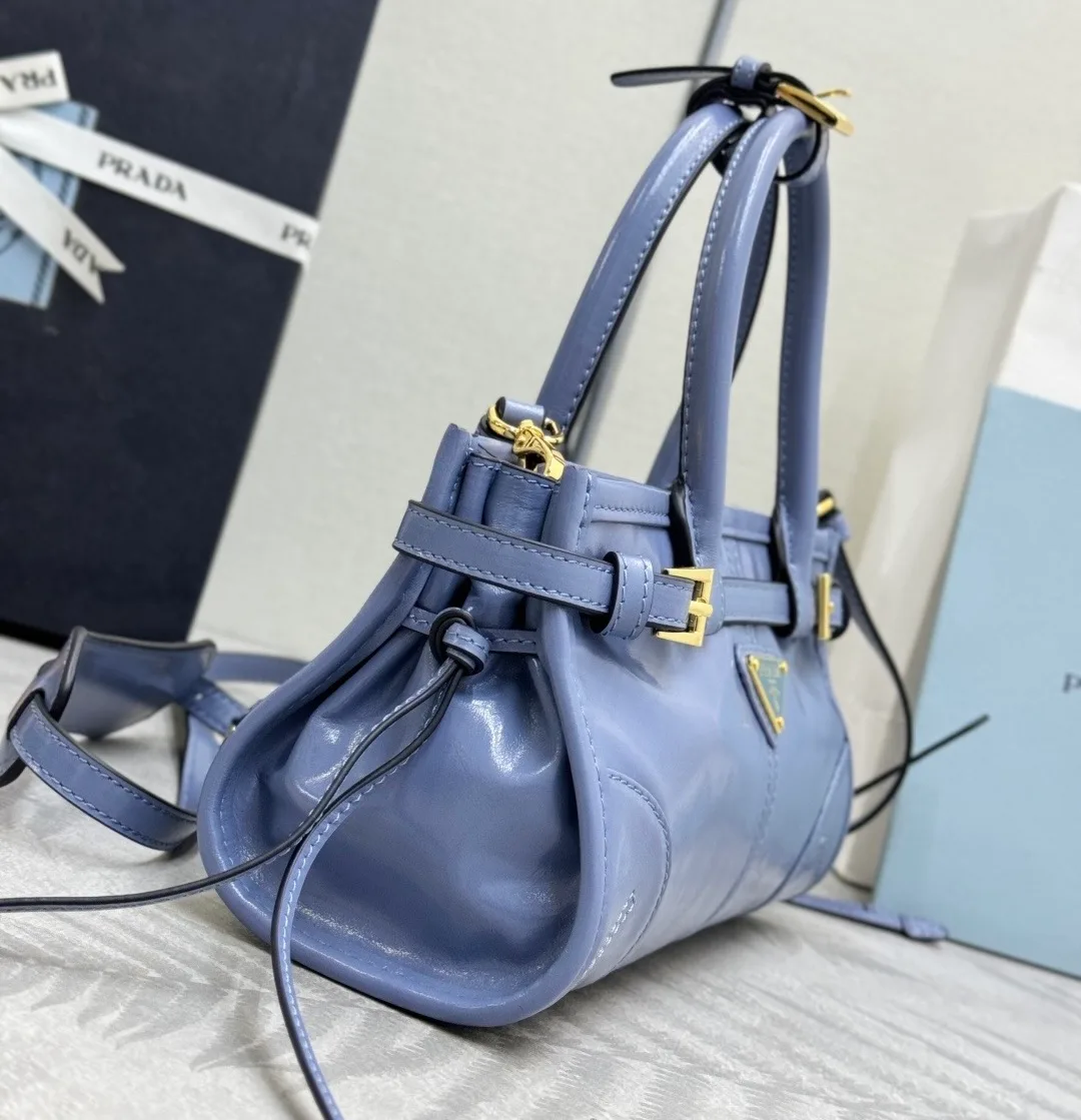 Сумки На Ремне Женские Prada 11682121