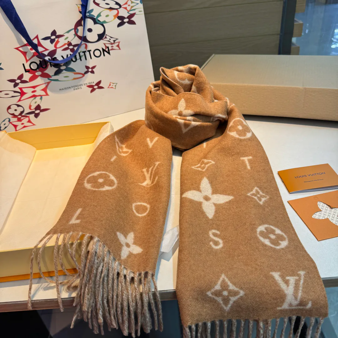 Шарфы Louis Vuitton 4738606