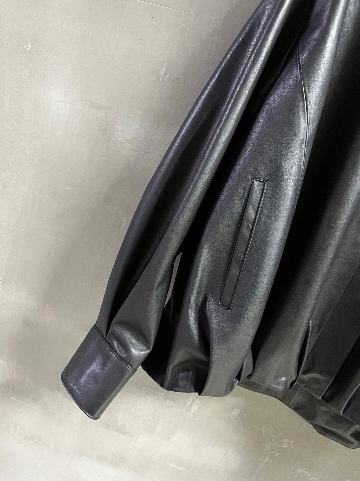 Кожаные Куртки И Дублёнки Мужские Loewe 11701804