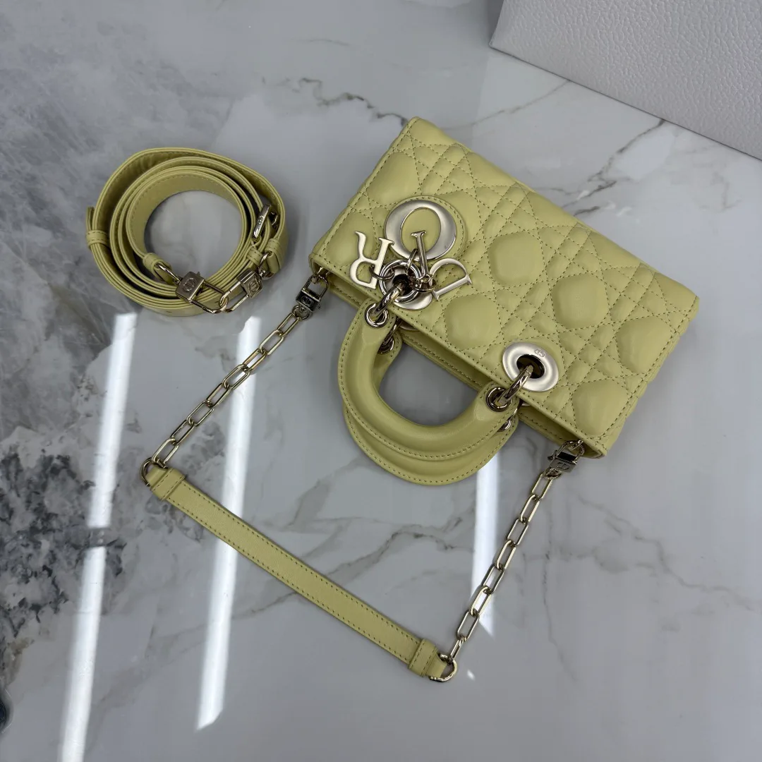 Классические Сумки Женские Christian Dior 12594789