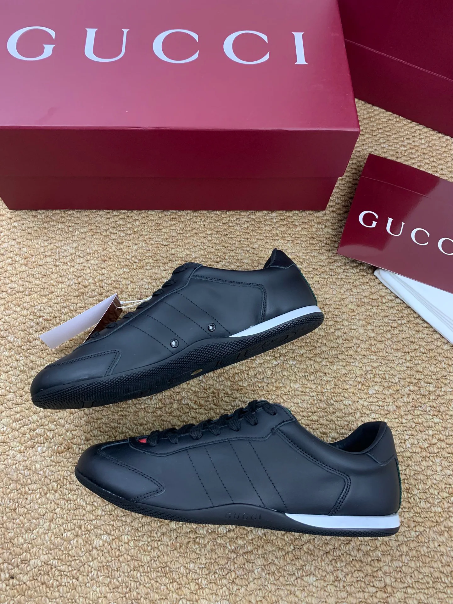 Кроссовки Женские Gucci 10646286