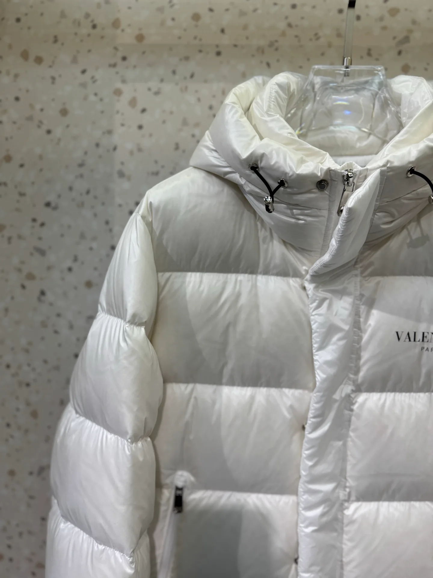 Куртки И Пуховики Мужские Valentino 433416