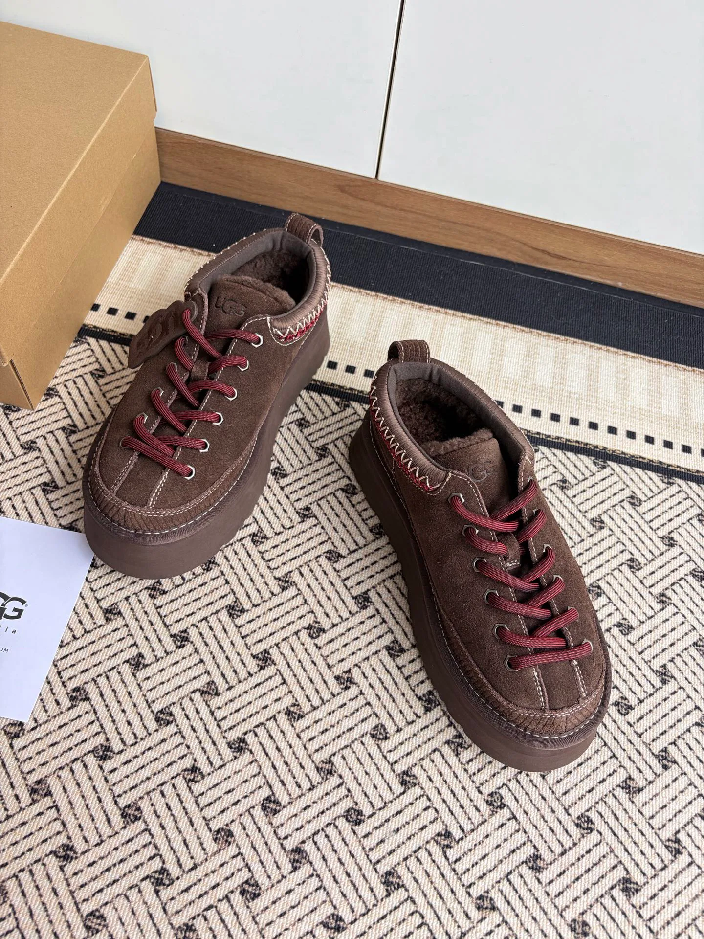 Кроссовки Женские Ugg 19390964