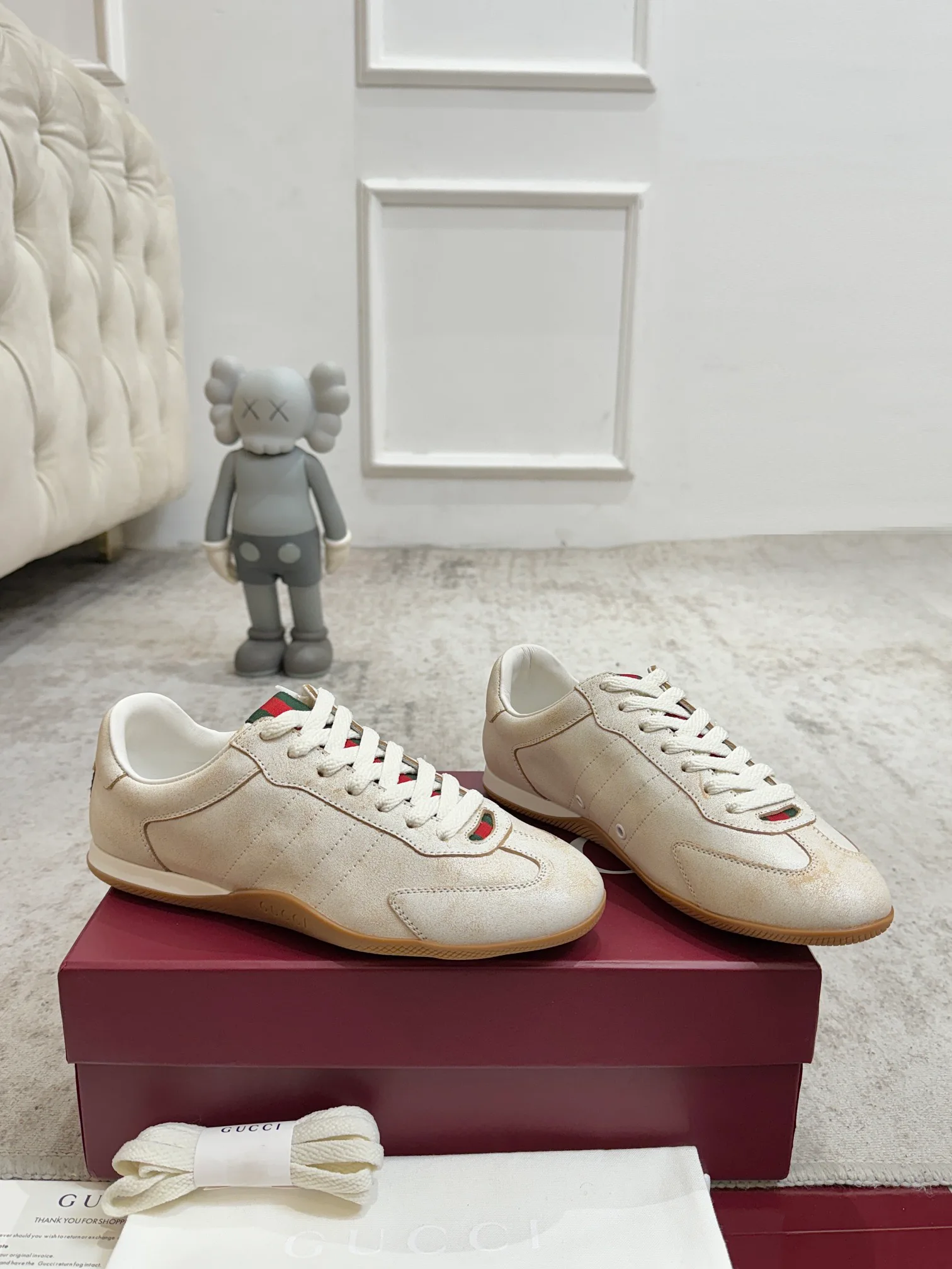 Кроссовки Женские Gucci 945081