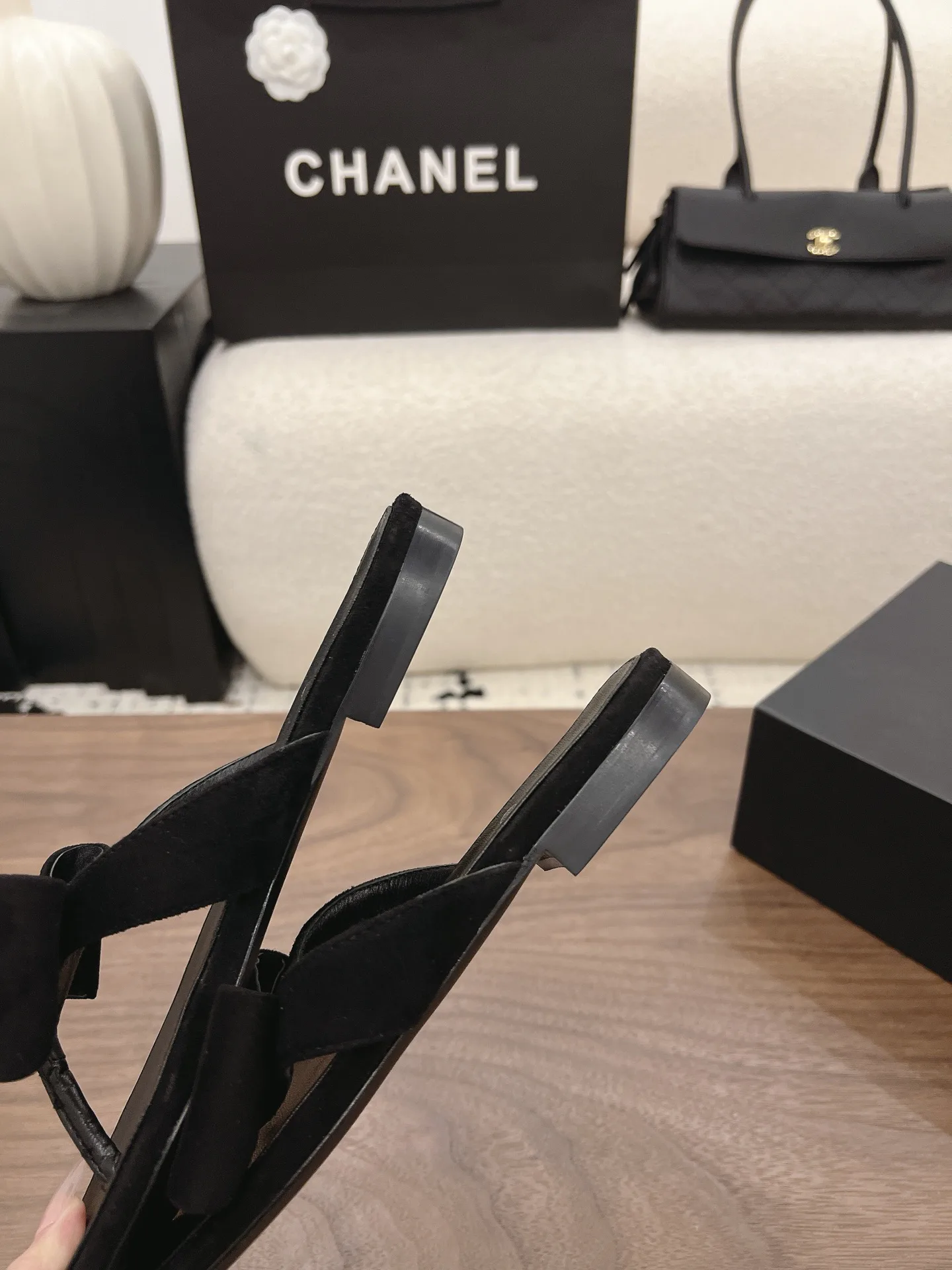 Шлепанцы Женские Chanel 17342709