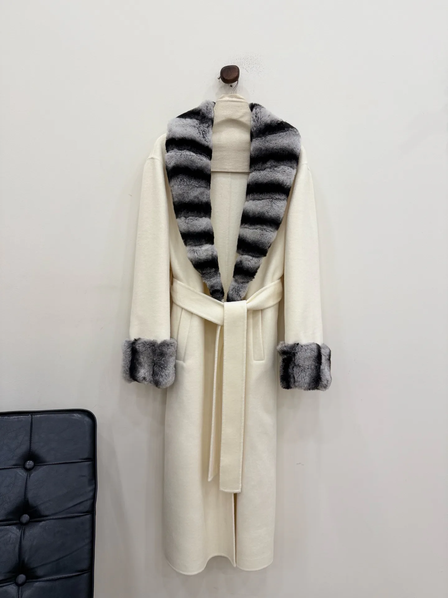 Пальто Женские Loro Piana 19277848
