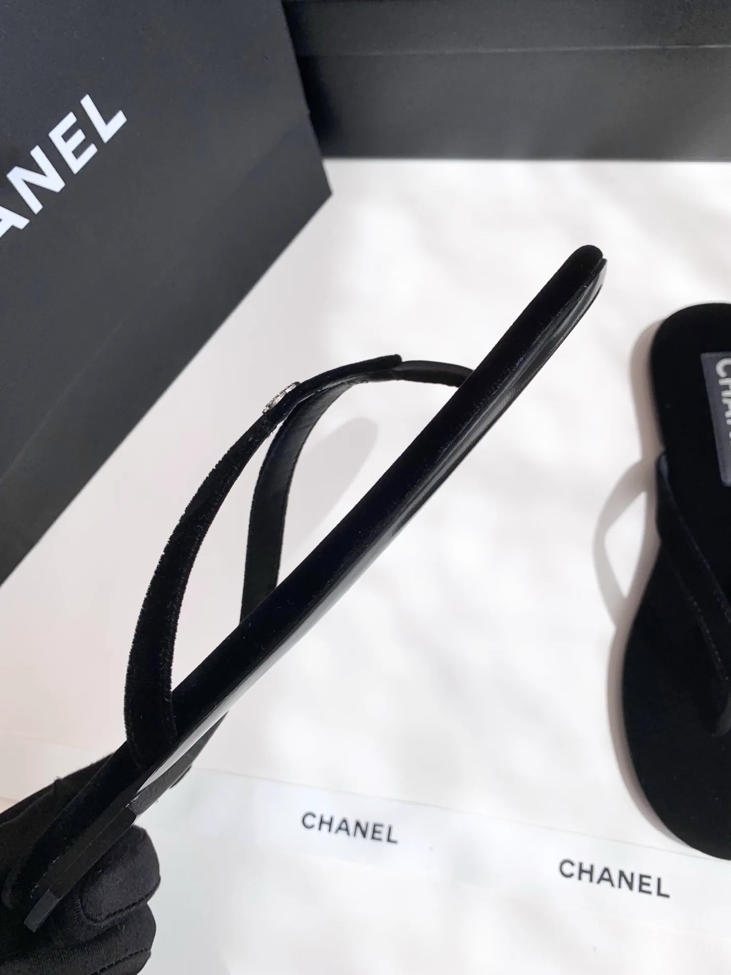 Шлепанцы Женские Chanel 16948089