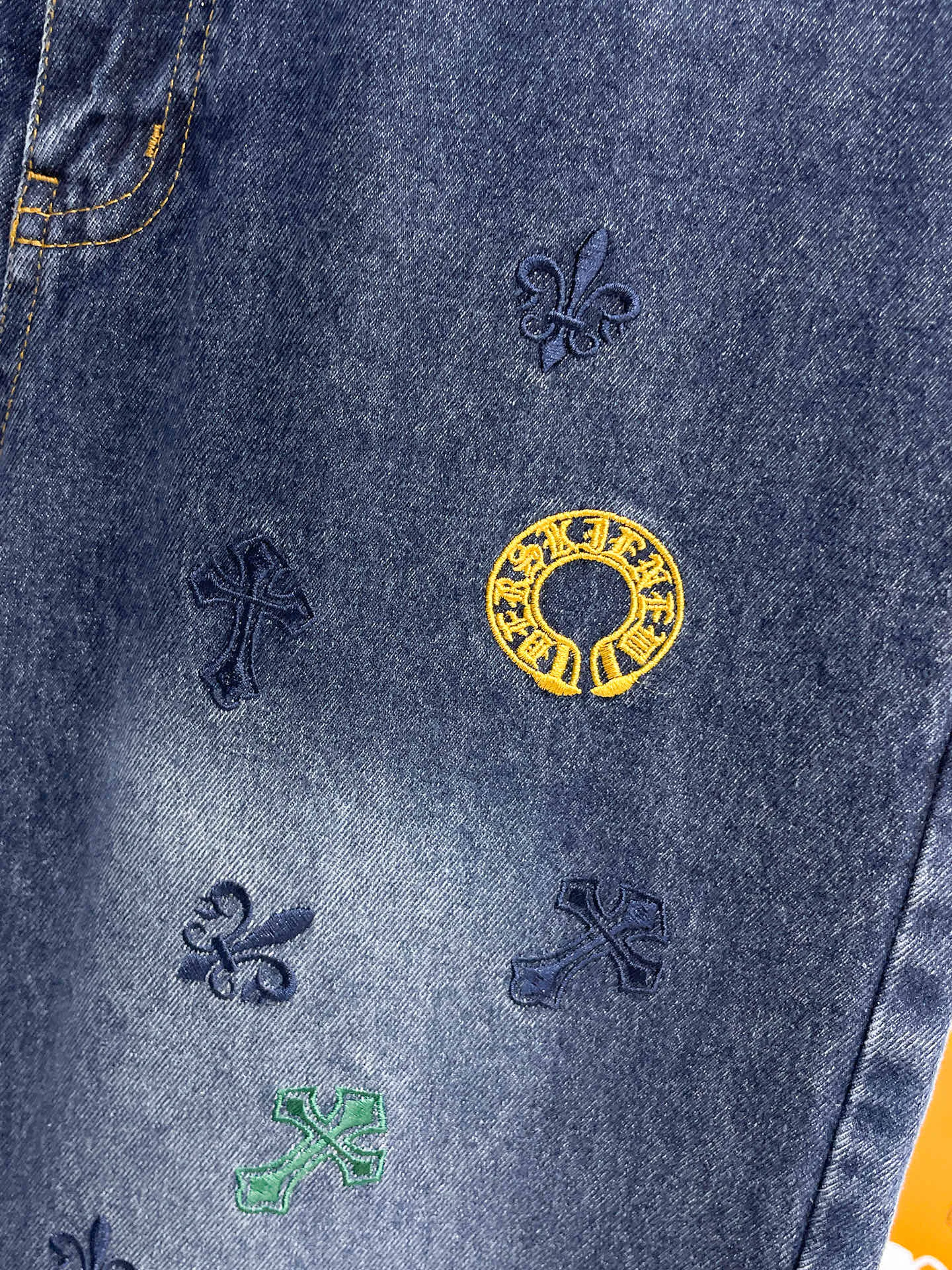 Джинсы Мужские Chrome Hearts 18345650