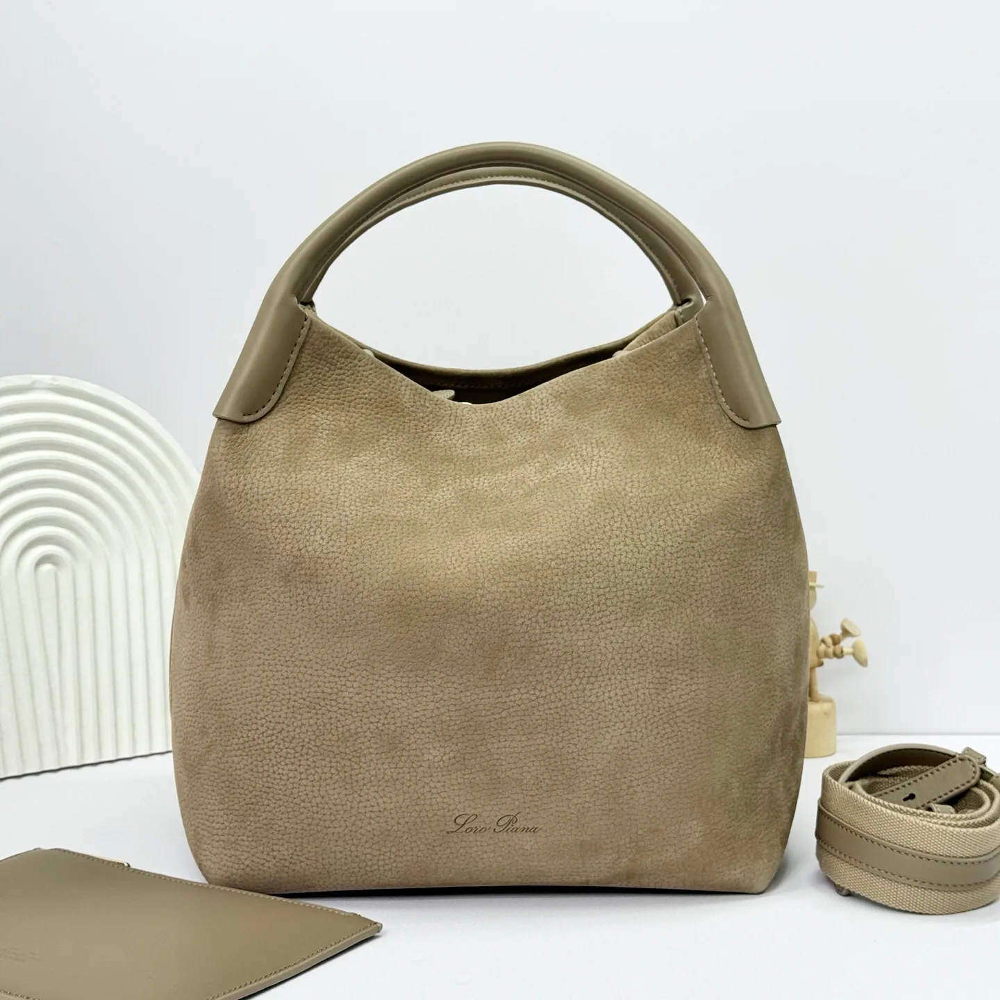 Классические Сумки Женские Loro Piana 11472608
