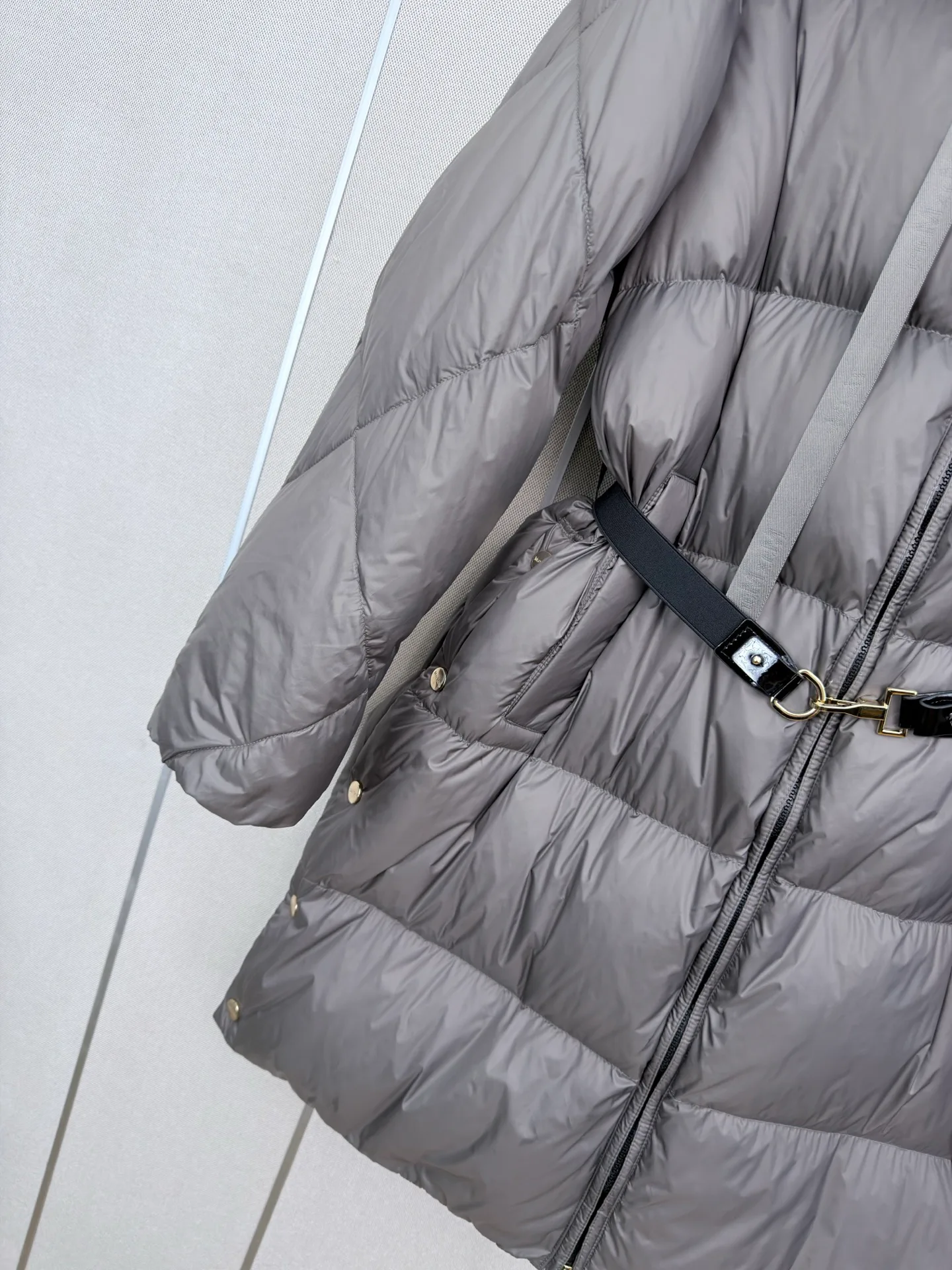 Куртки И Пуховики Женские Max Mara 18056072