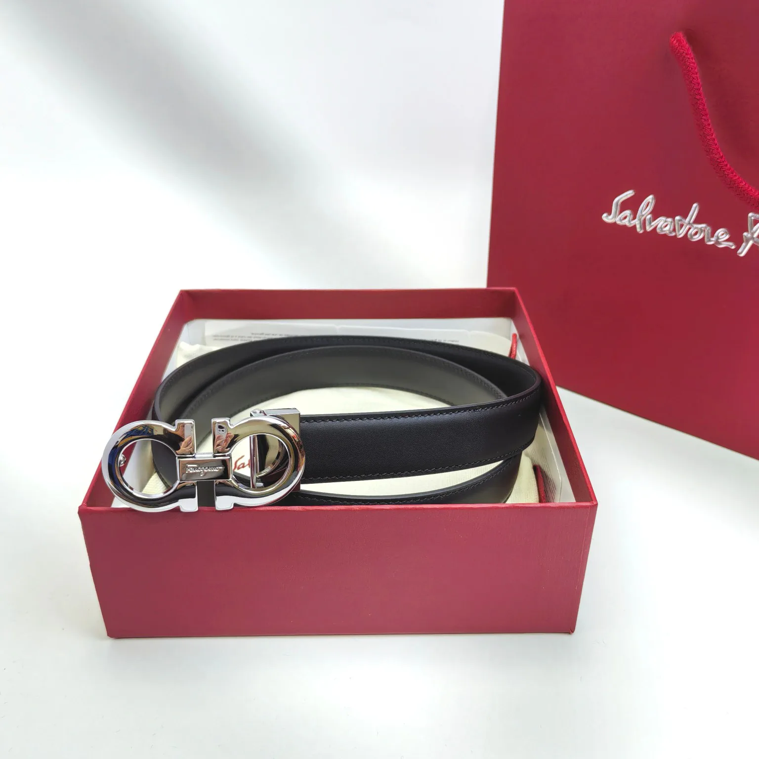 Поясные Сумки Женские Salvatore Ferragamo 11886336