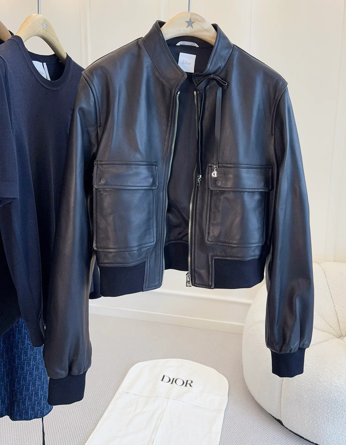 Кожаные Куртки И Дублёнки Женские Christian Dior 12638426