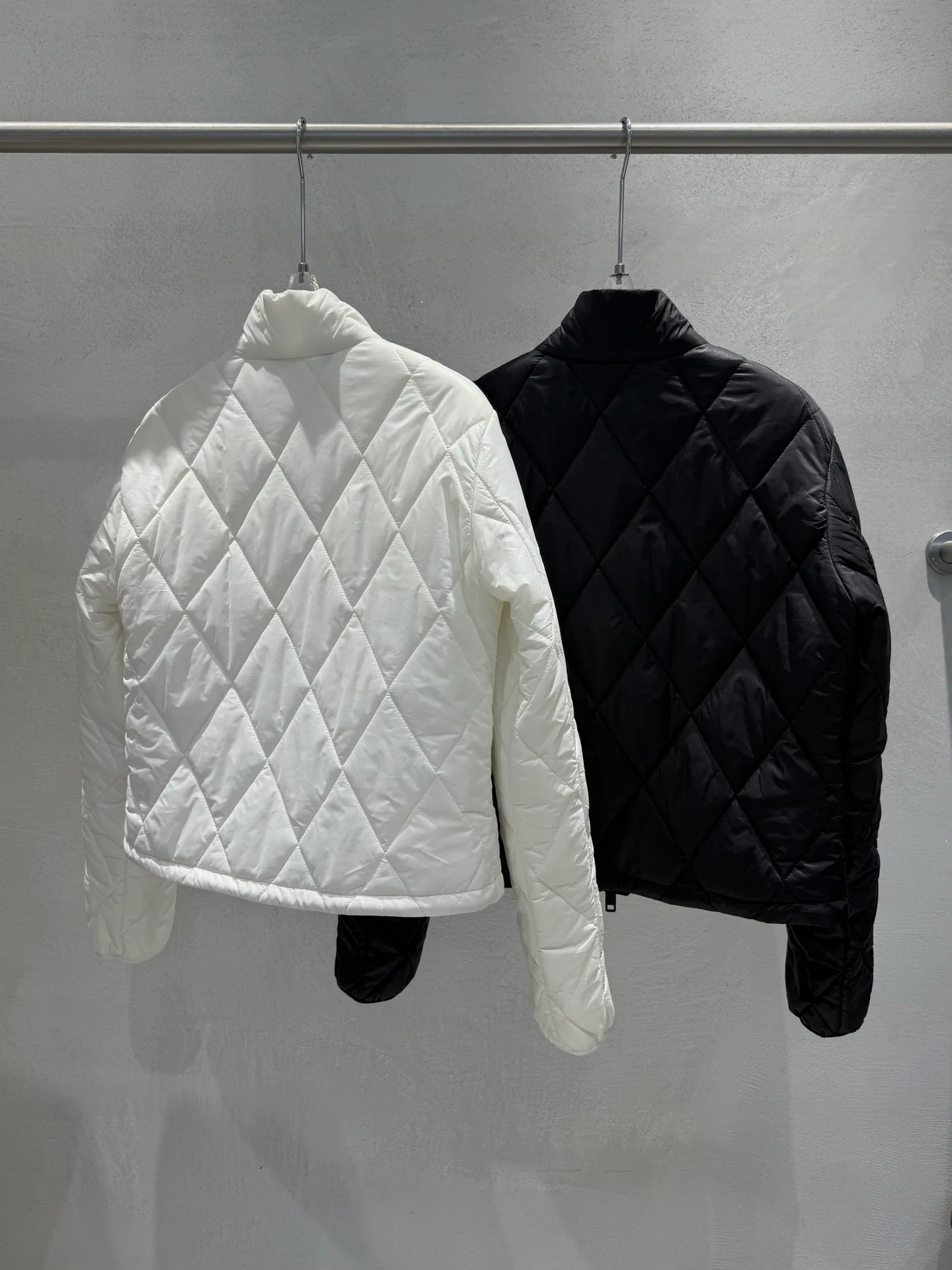 Куртки И Пуховики Женские Burberry 19836134