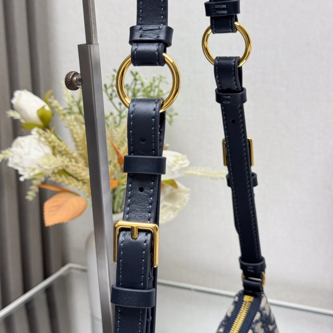 Сумки На Ремне Женские Christian Dior 11630256