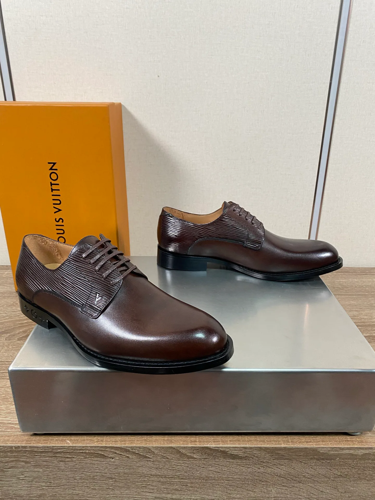 Лоферы И Туфли Мужские Louis Vuitton 18078684