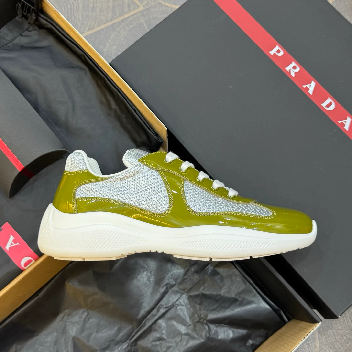 Кроссовки Женские Prada 18267048