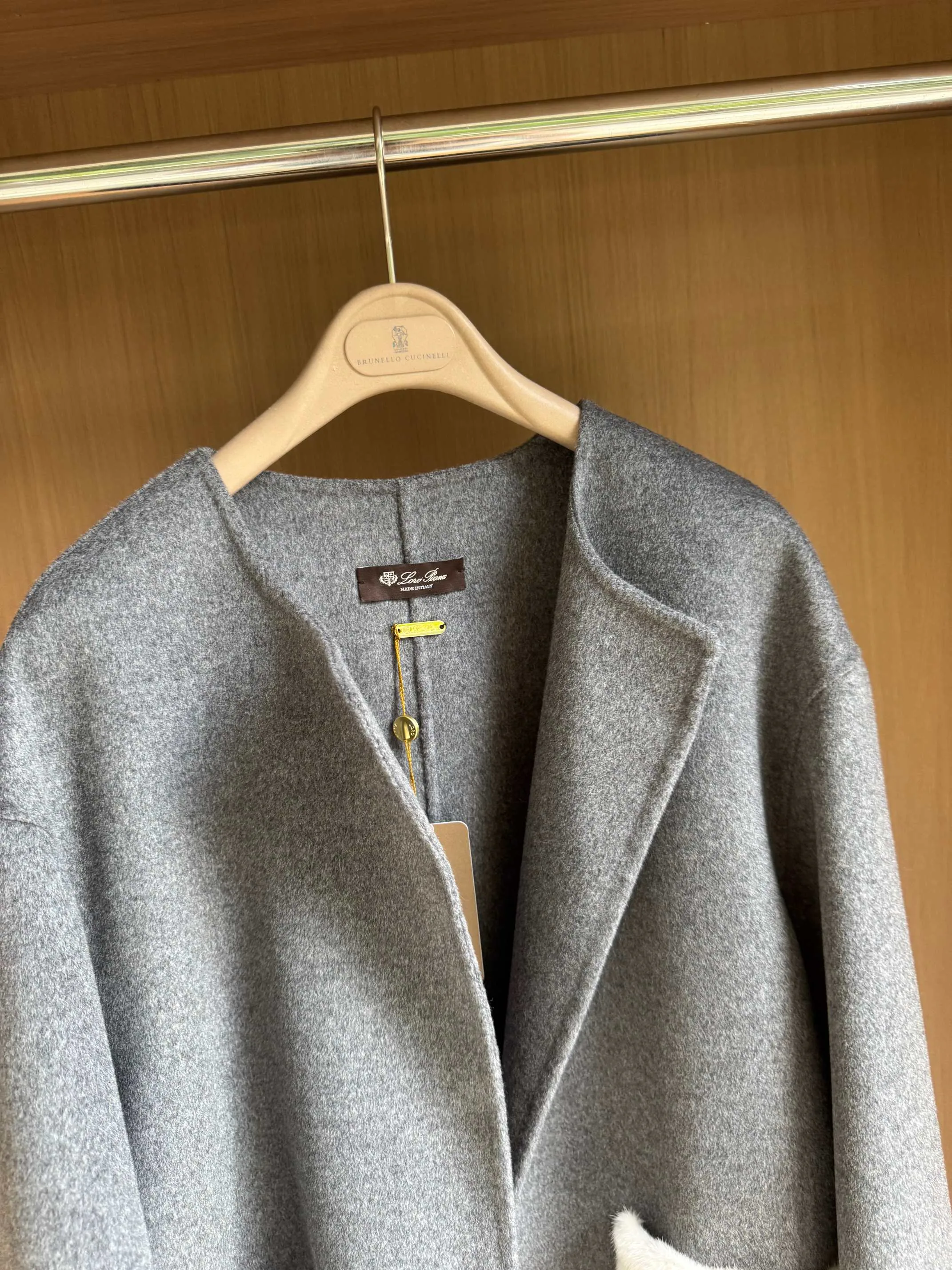Пальто Женские Loro Piana 17959105