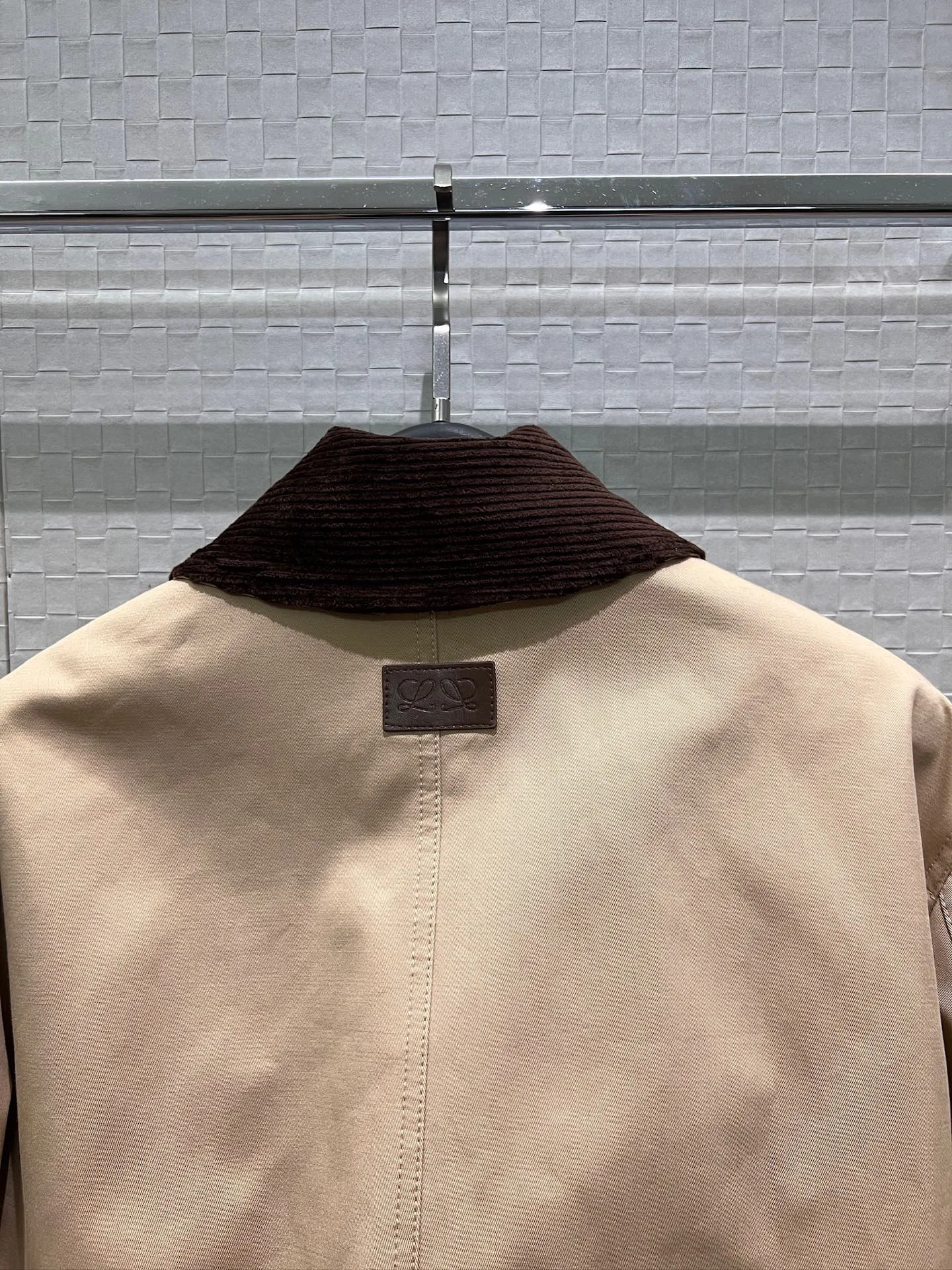 Куртки И Пуховики Женские Loewe 18969073