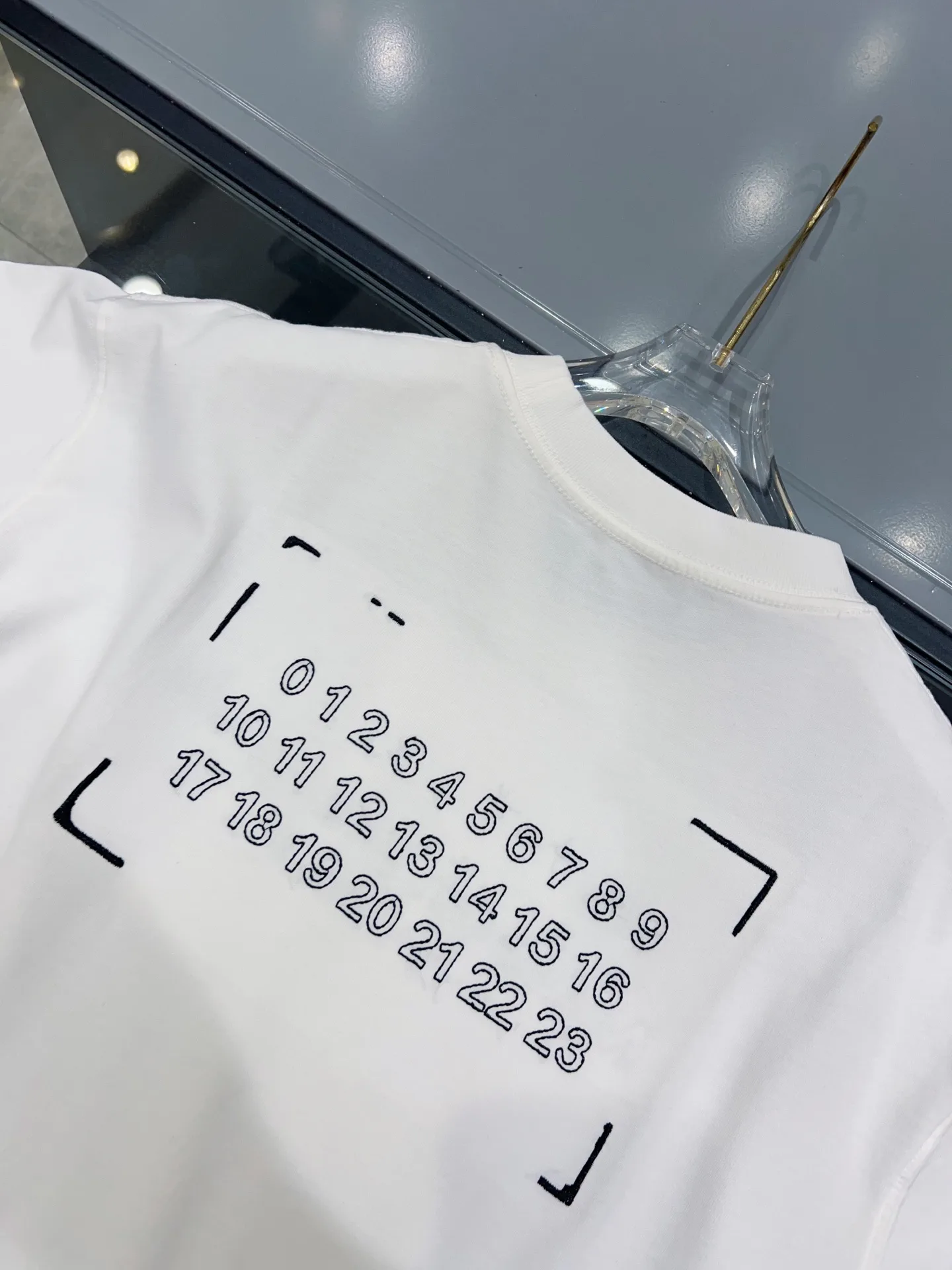 Футболки Женские Maison Margiela 13083414