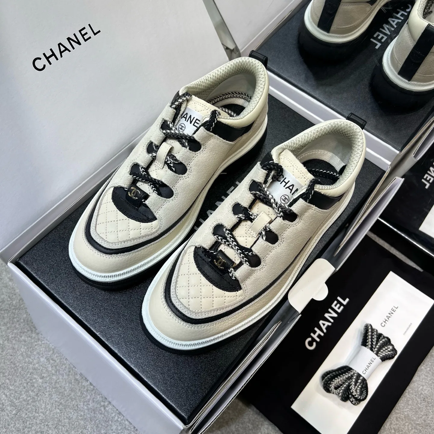 Кроссовки Женские Chanel 21547