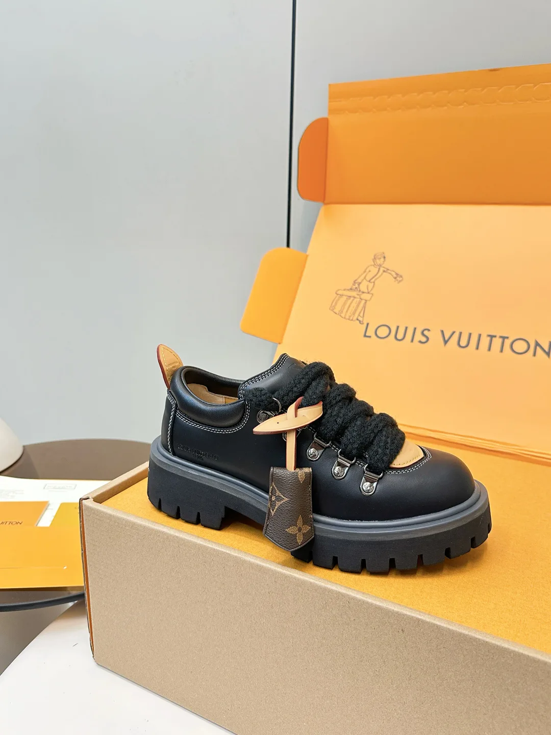 Ботинки Женские Louis Vuitton 60071