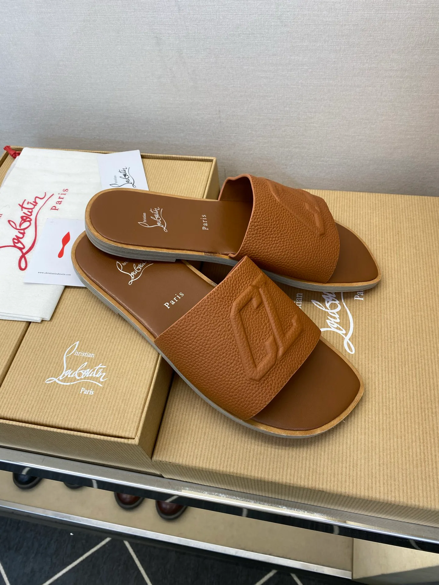 Сандалии Мужские Christian Louboutin 11710365
