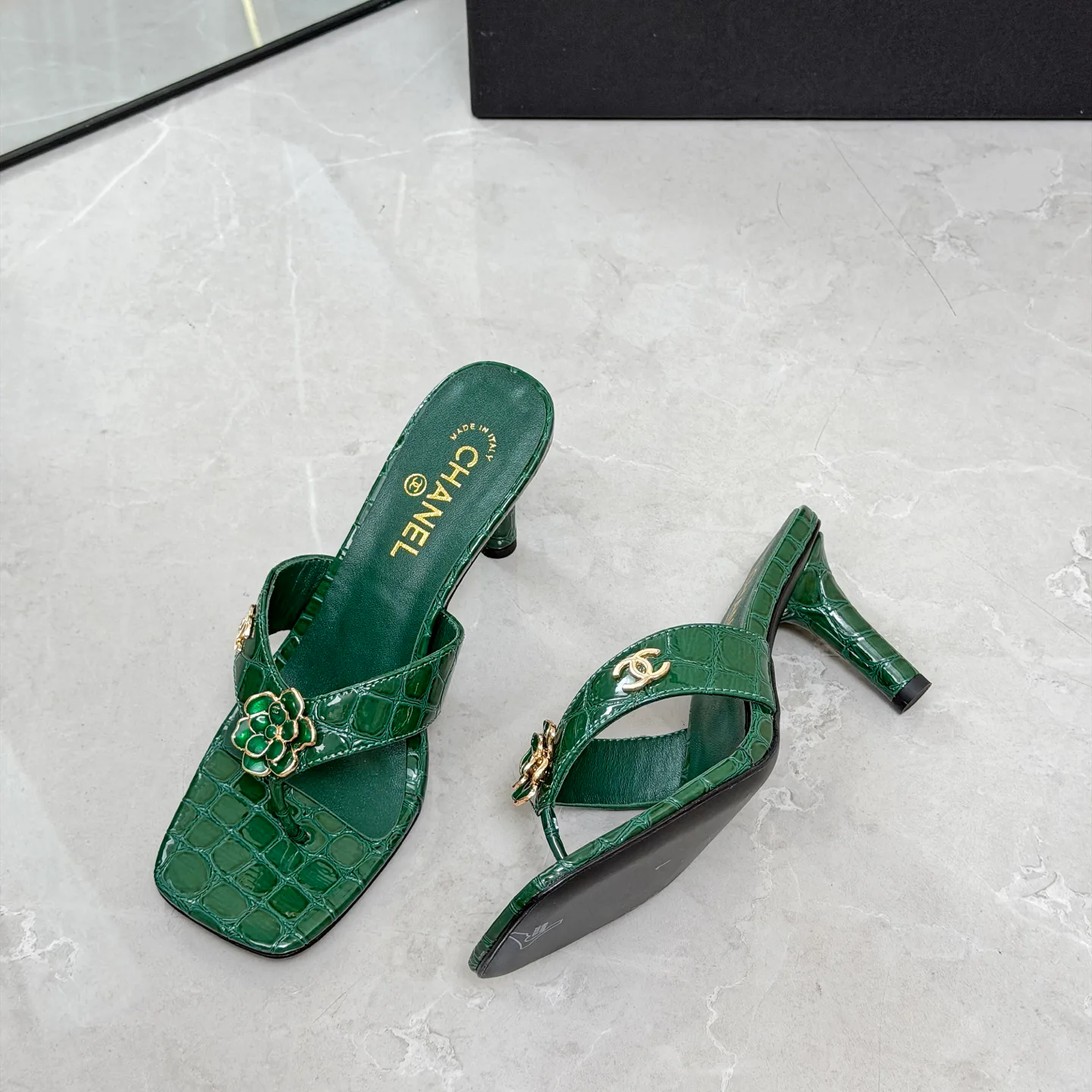 Босоножки Женские Chanel 17335024