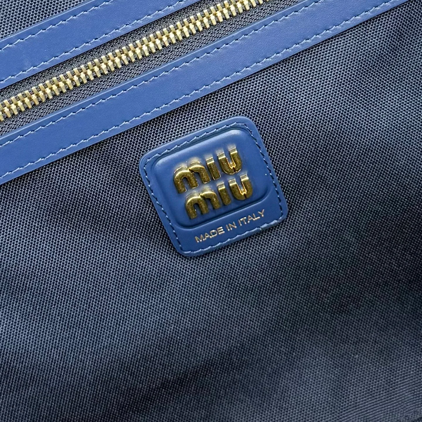 Классические Сумки Женские Miu Miu 11872248