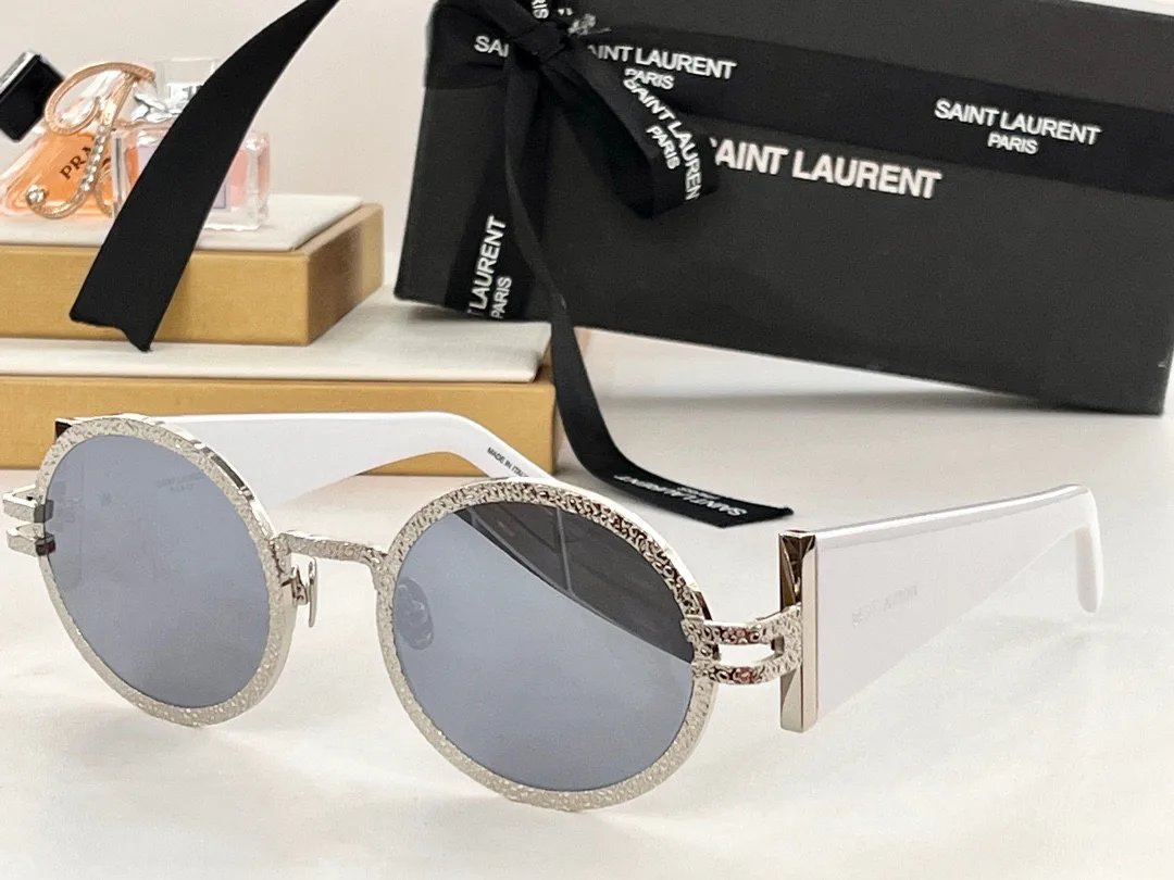 Очки Saint Laurent 12588