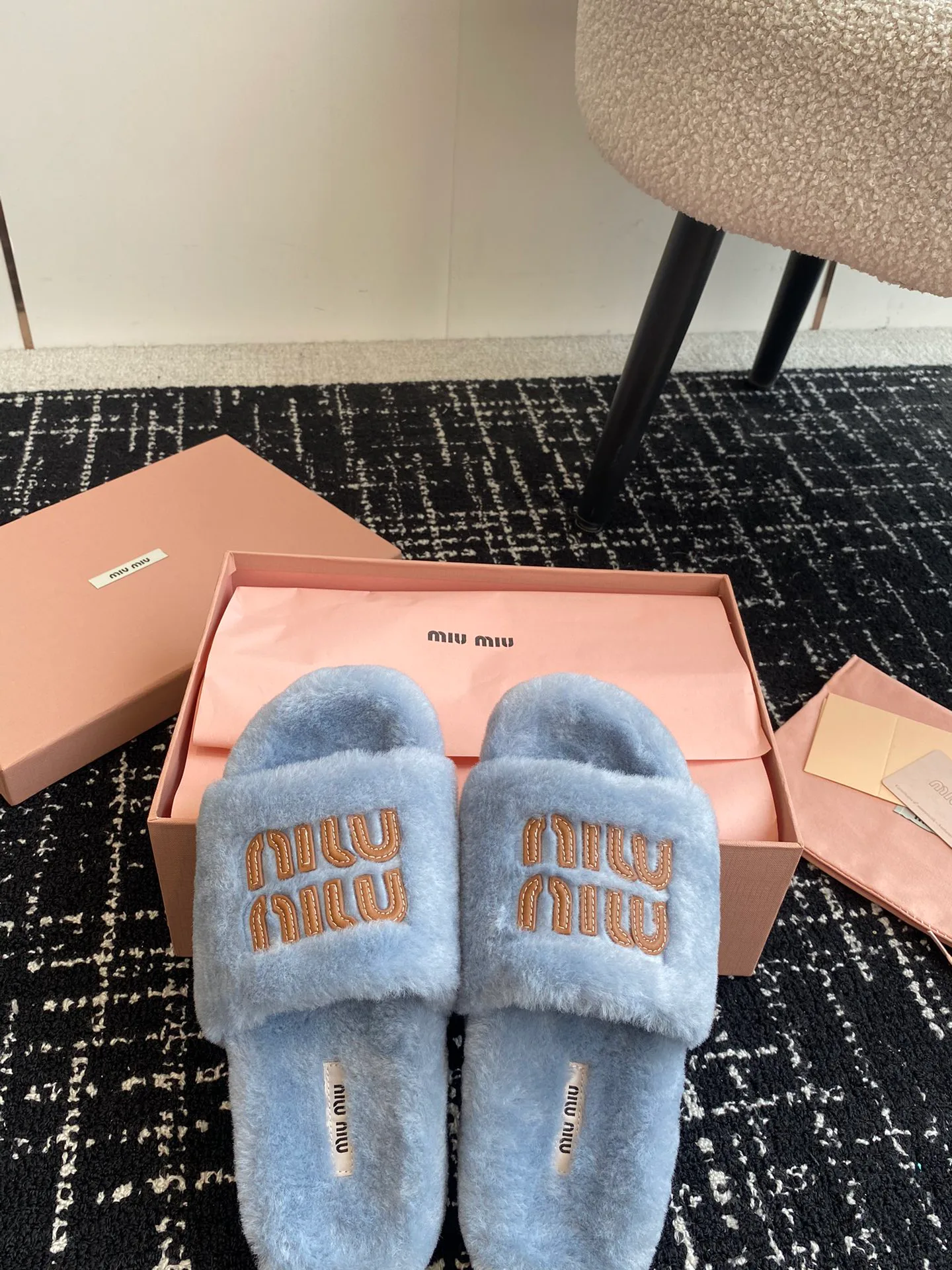 Тапочки Женские Miu Miu 18241531