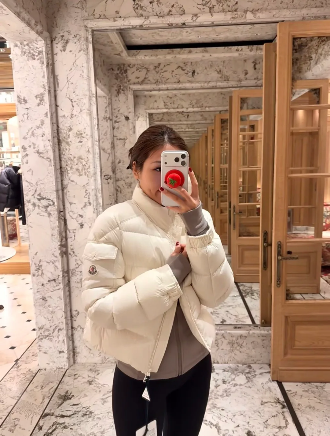 Куртки Женские Moncler 409873