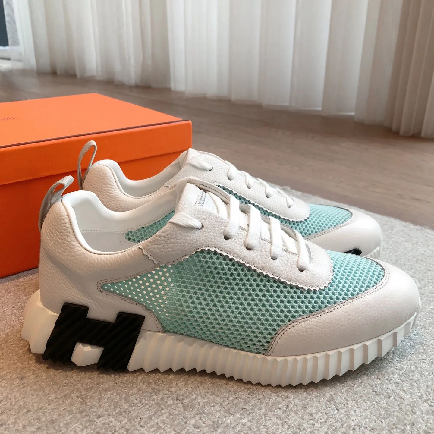 Кроссовки Женские Hermes 1154433