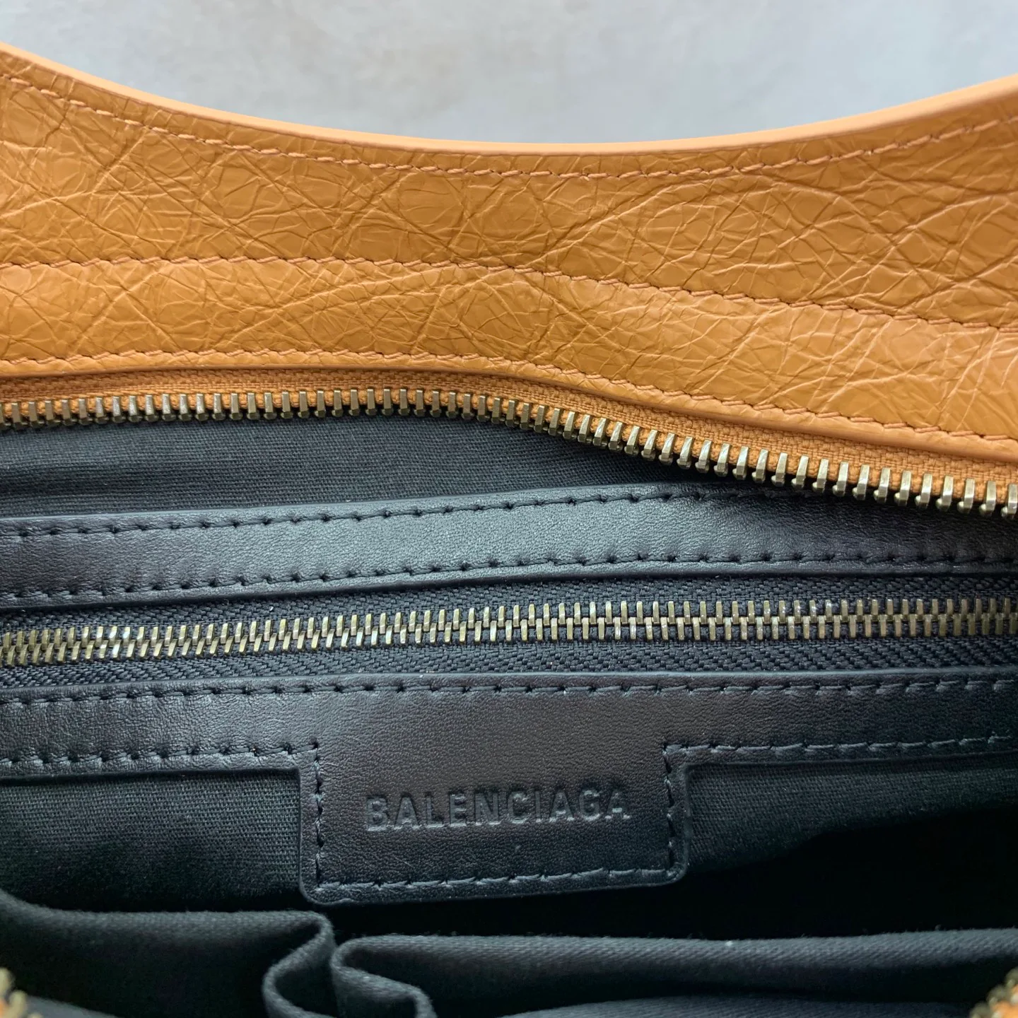 Классические Сумки Женские Balenciaga 11864150