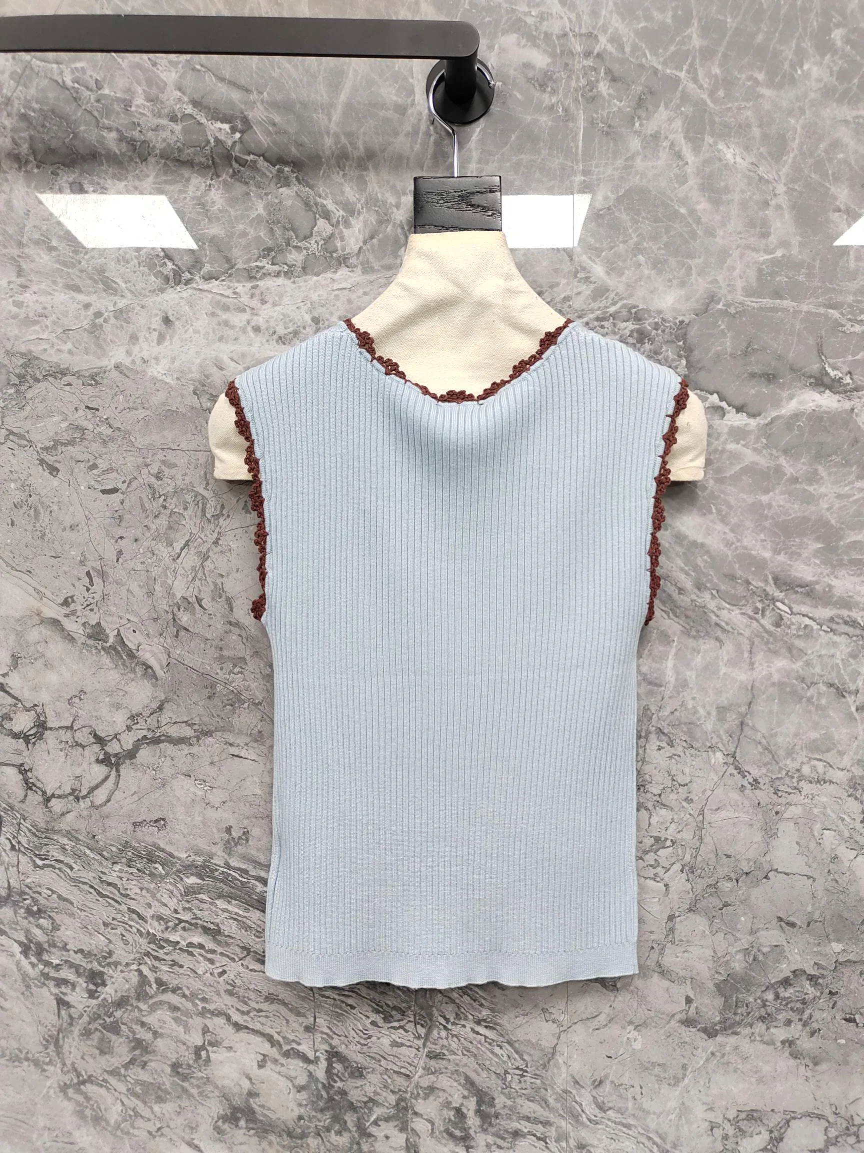 Жилеты Женские Chanel 13314364