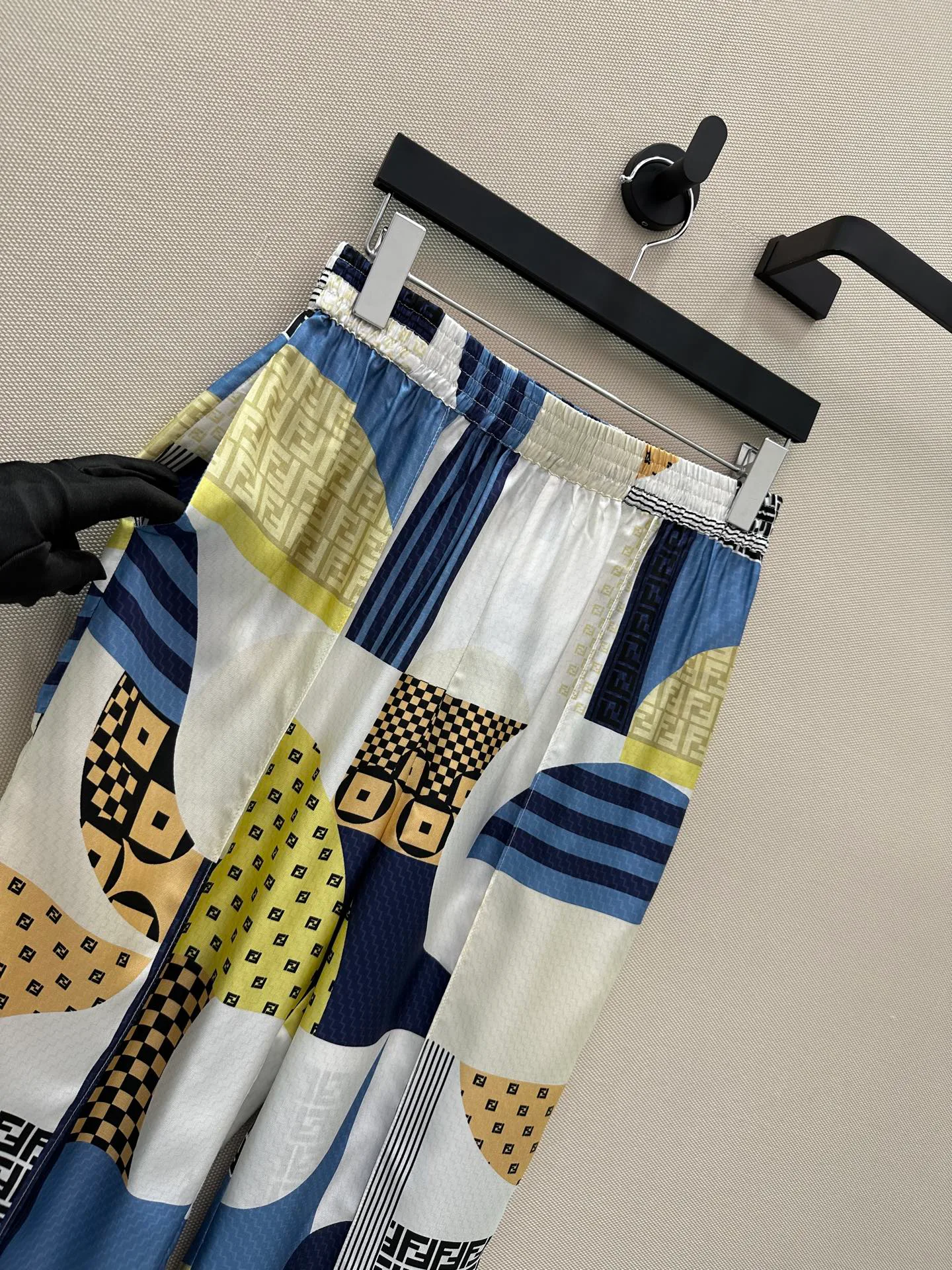 Брюки Женские Fendi 17953282
