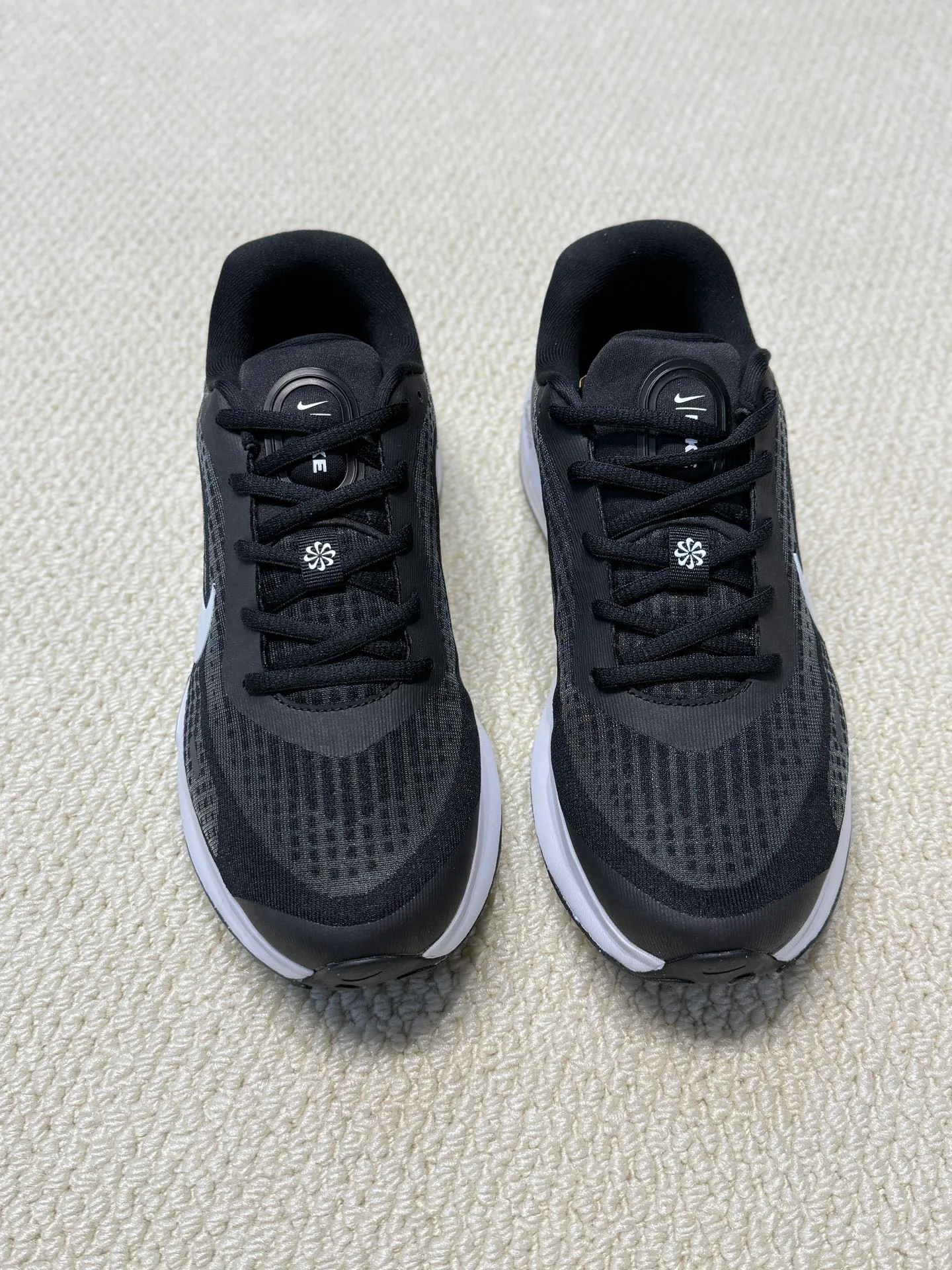 Кроссовки Женские Nike 3898