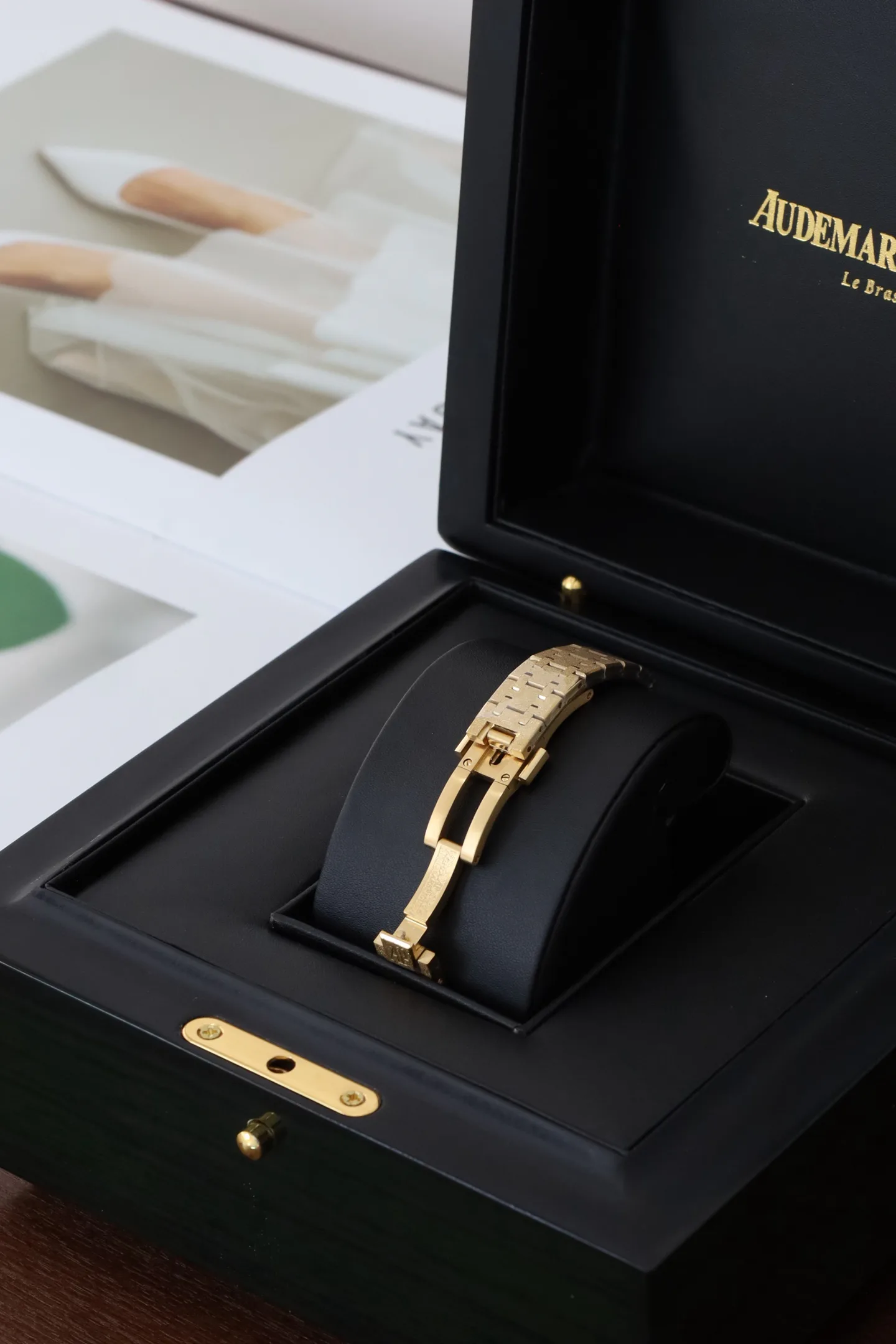 Часы Женские Audemars Piguet 1284220