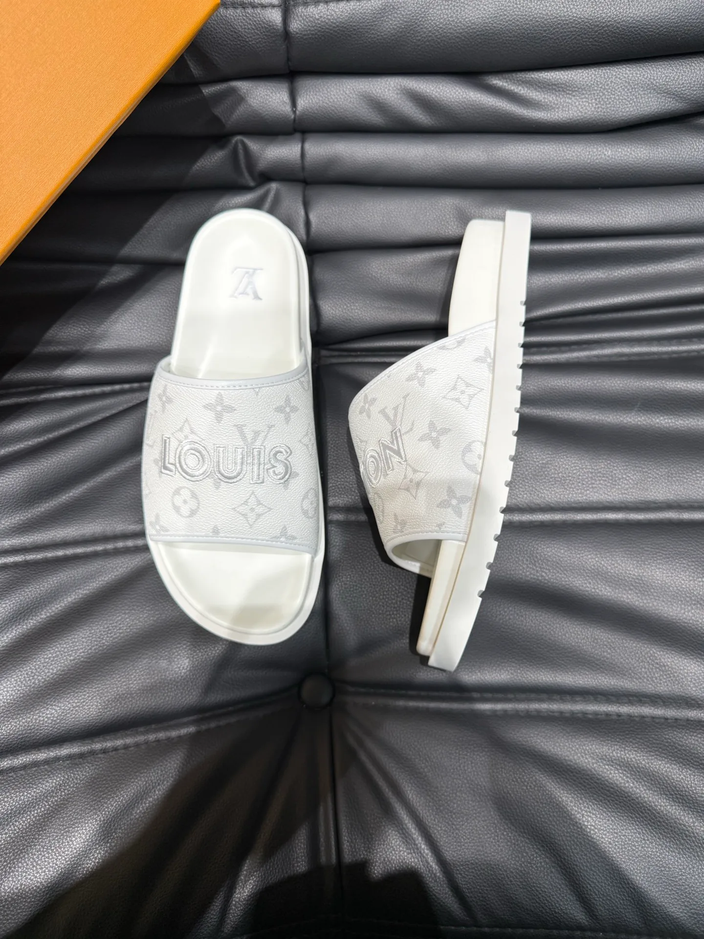 Шлепанцы Мужские Louis Vuitton 12117