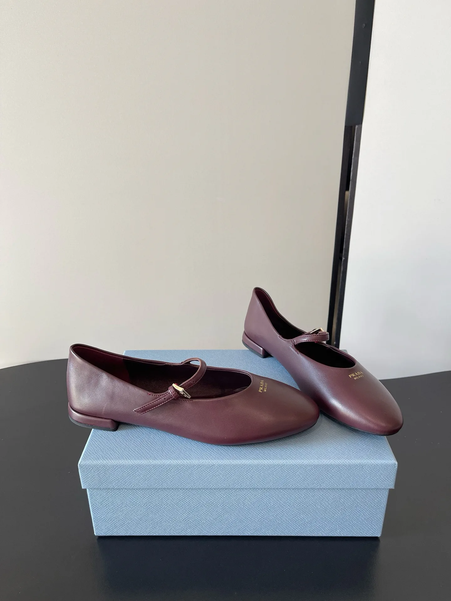 Туфли Женские Prada 18687112