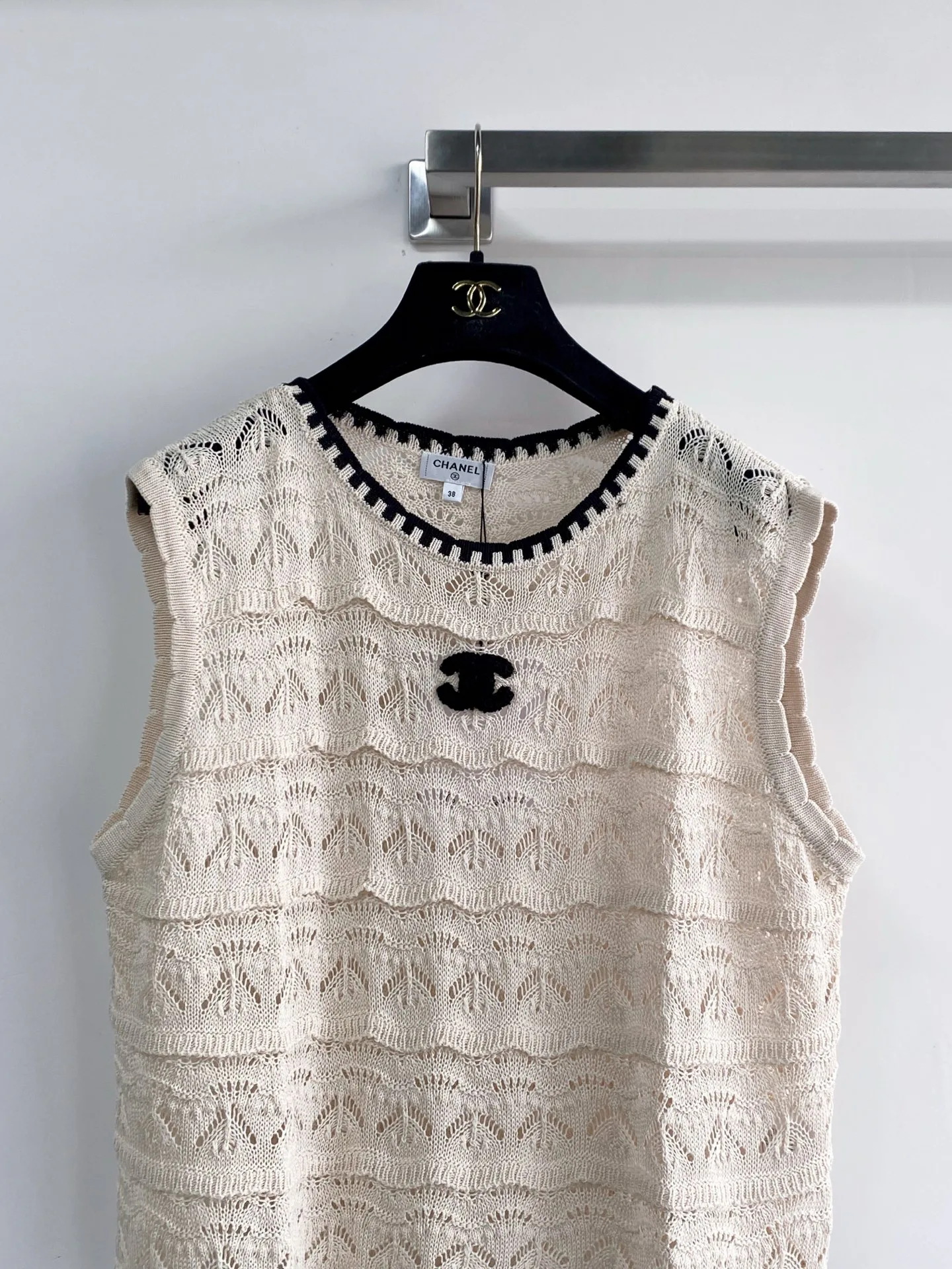 Жилеты Женские Chanel 11180878