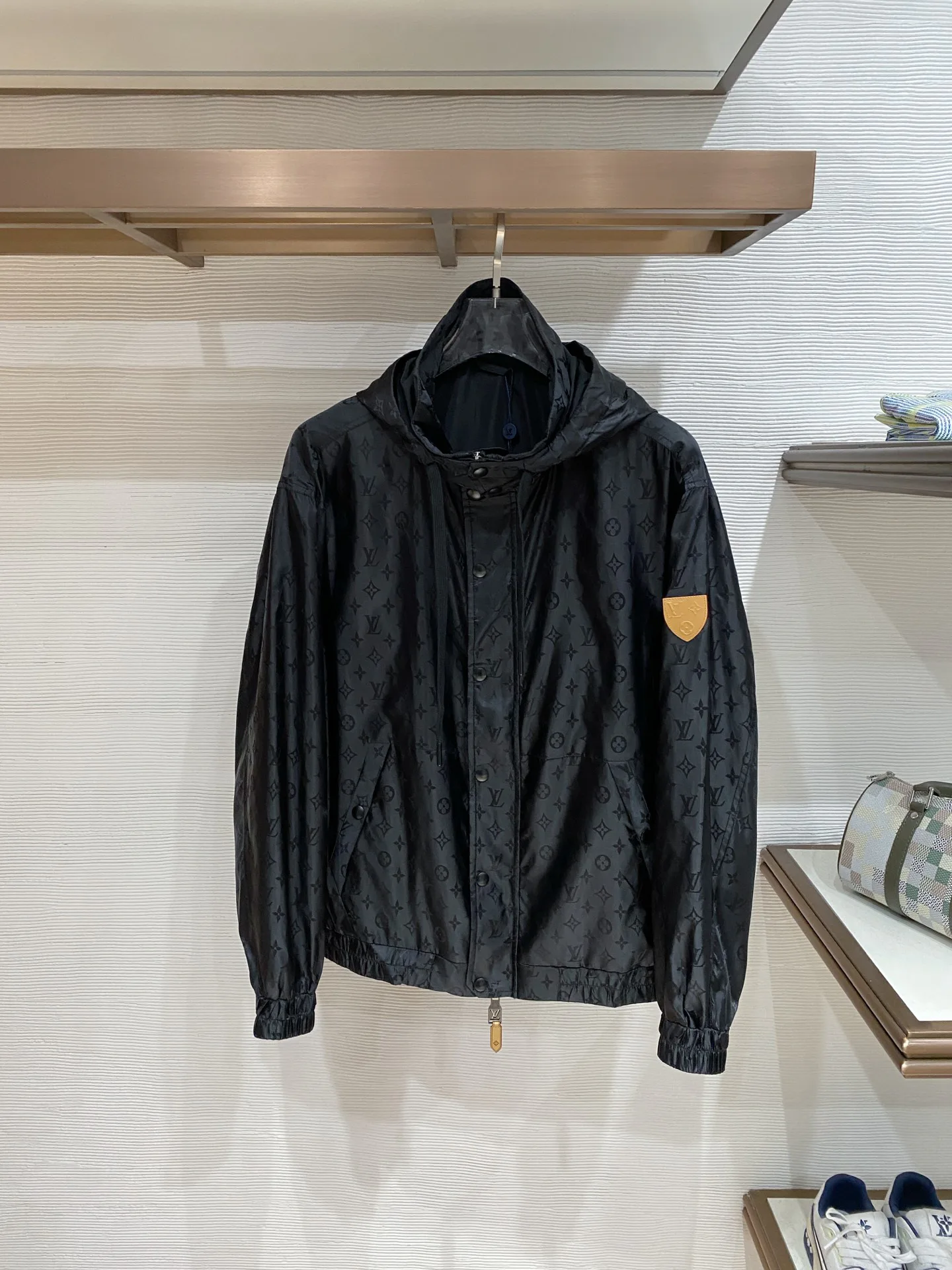 Куртки И Пуховики Мужские Louis Vuitton 12713501