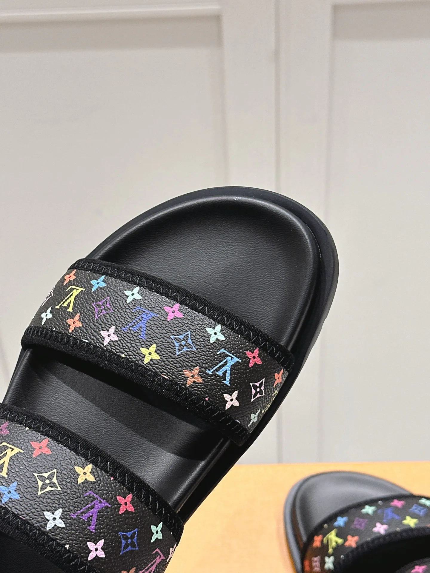 Шлепанцы Мужские Louis Vuitton 35767