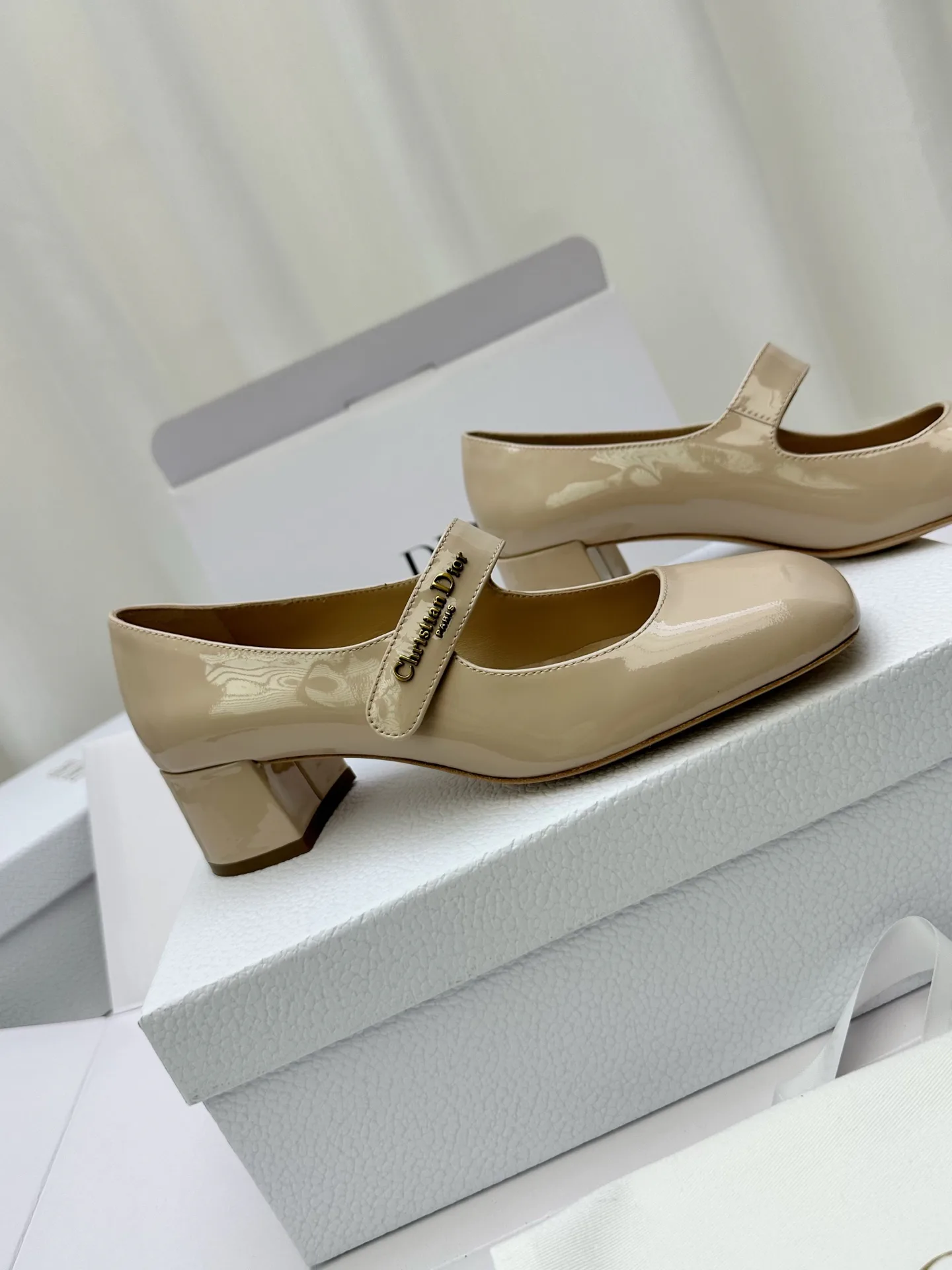 Туфли Женские Christian Dior 18702834