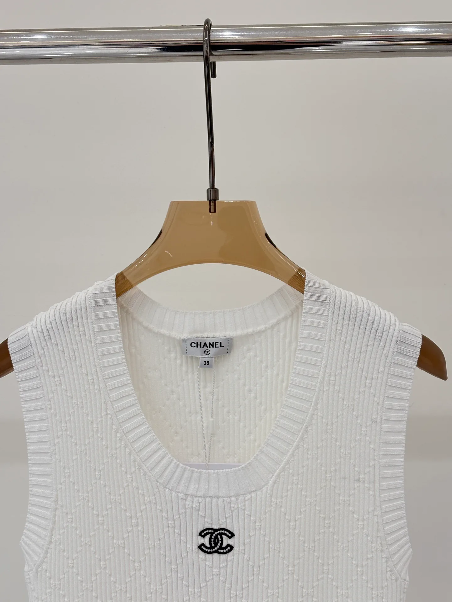 Жилеты Женские Chanel 11697226