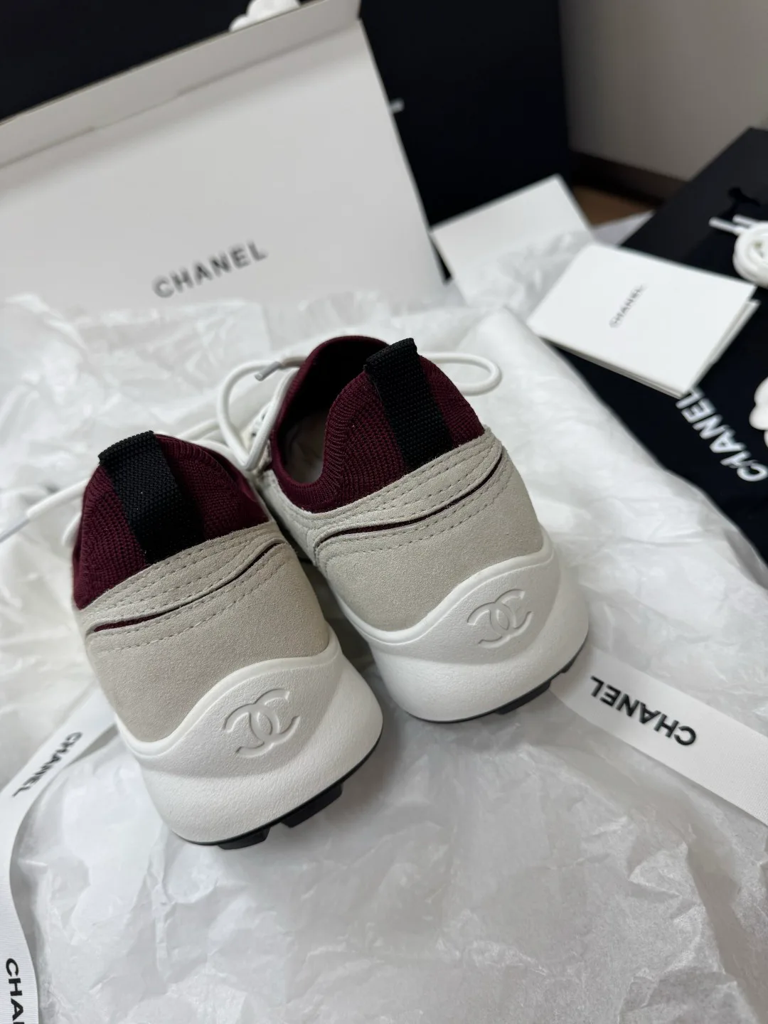 Кроссовки Женские Chanel 17418279