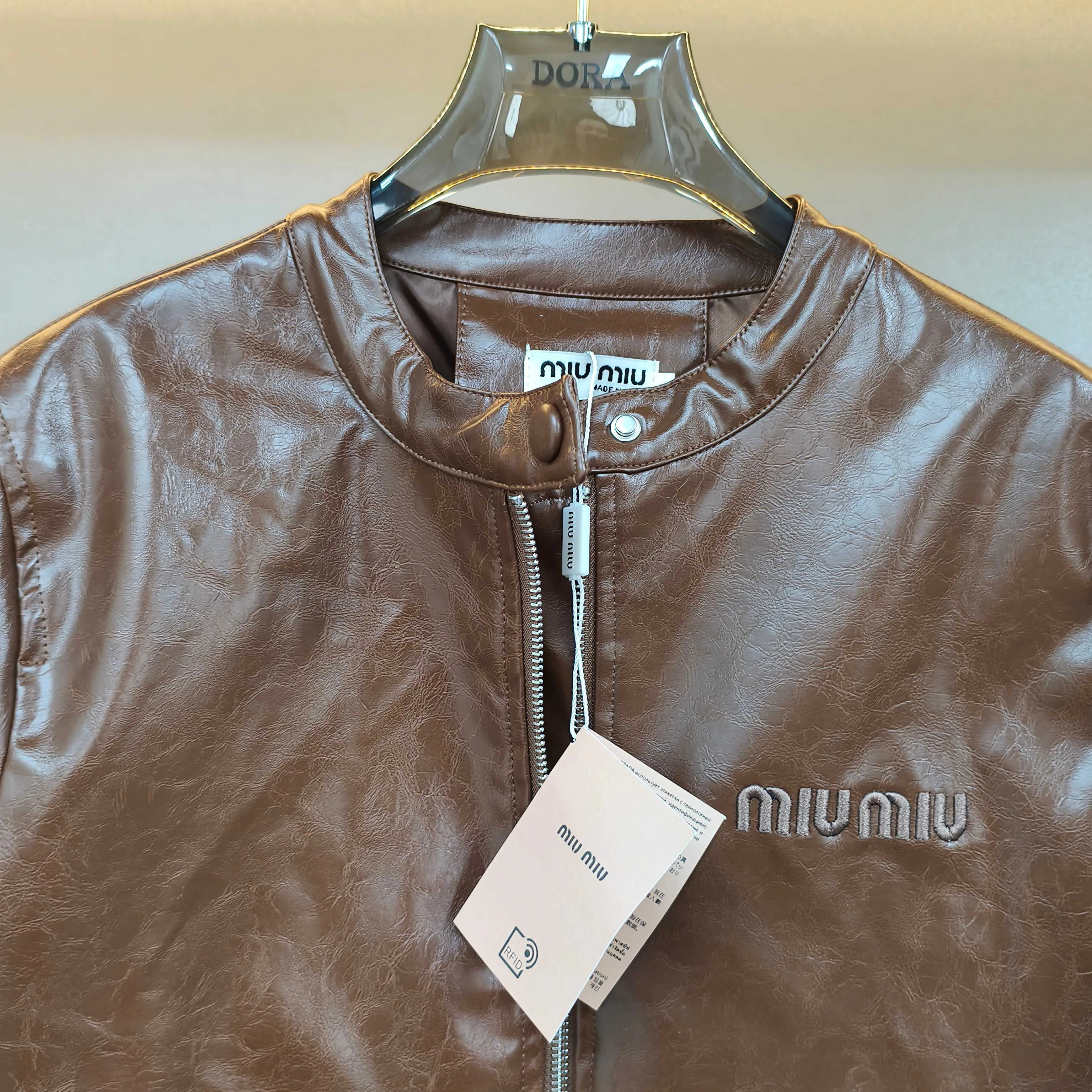 Кожаные Куртки И Дублёнки Женские Miu Miu 1005180