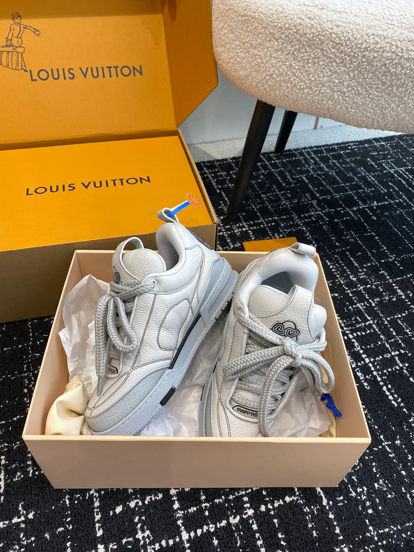 Кроссовки Женские Louis Vuitton 7598