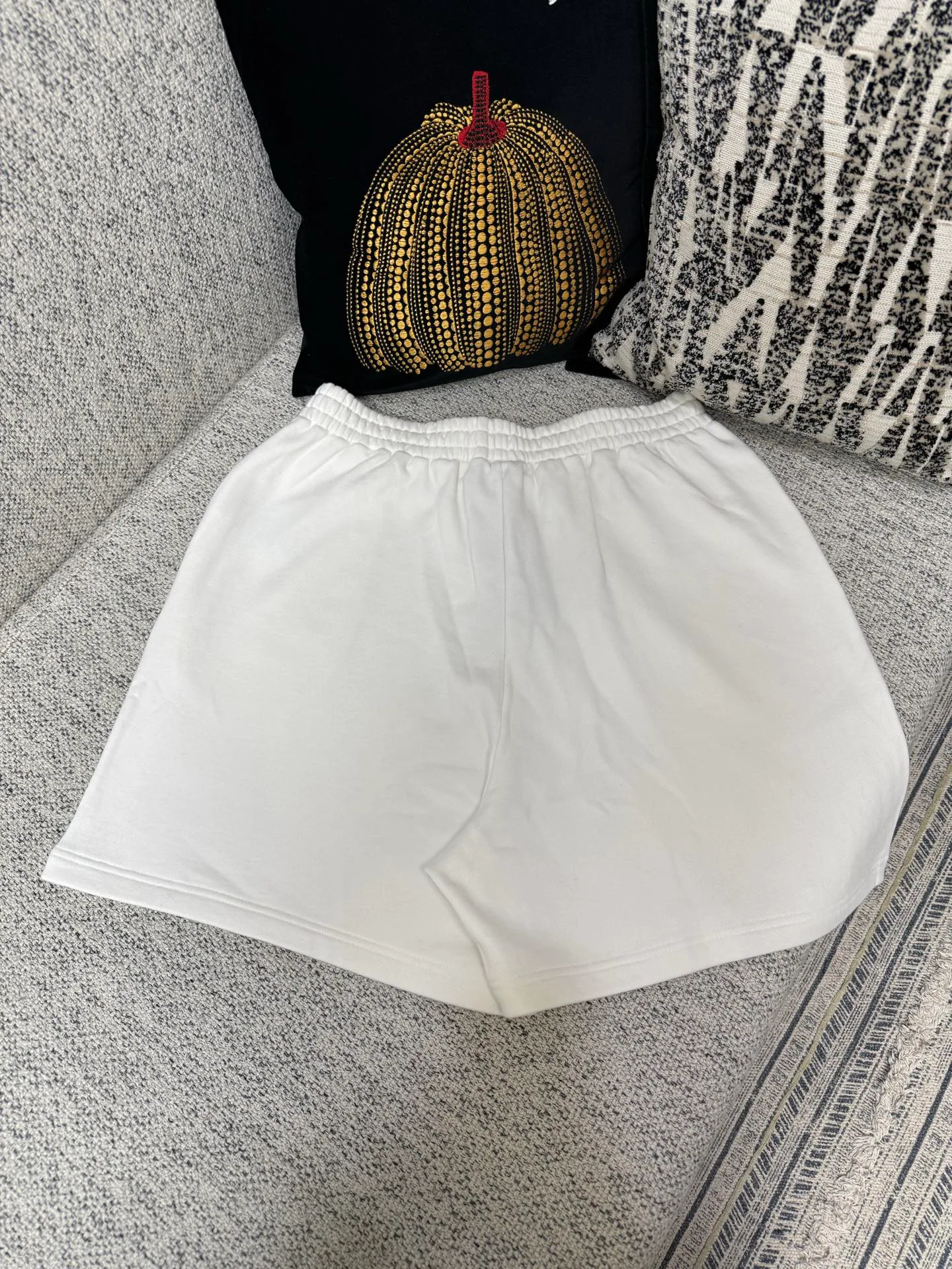 Шорты Женские Balenciaga 11201570