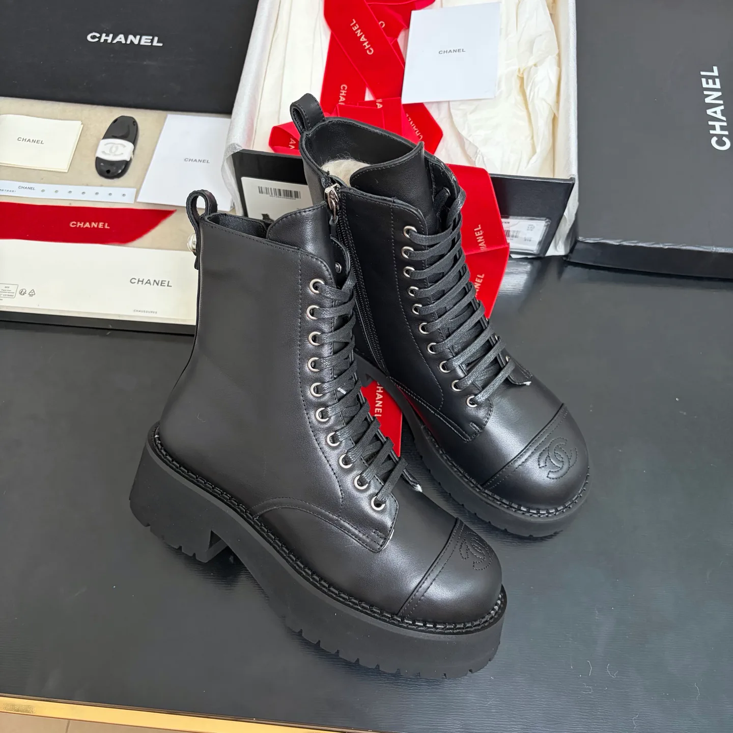 Ботинки Женские Chanel 19721661
