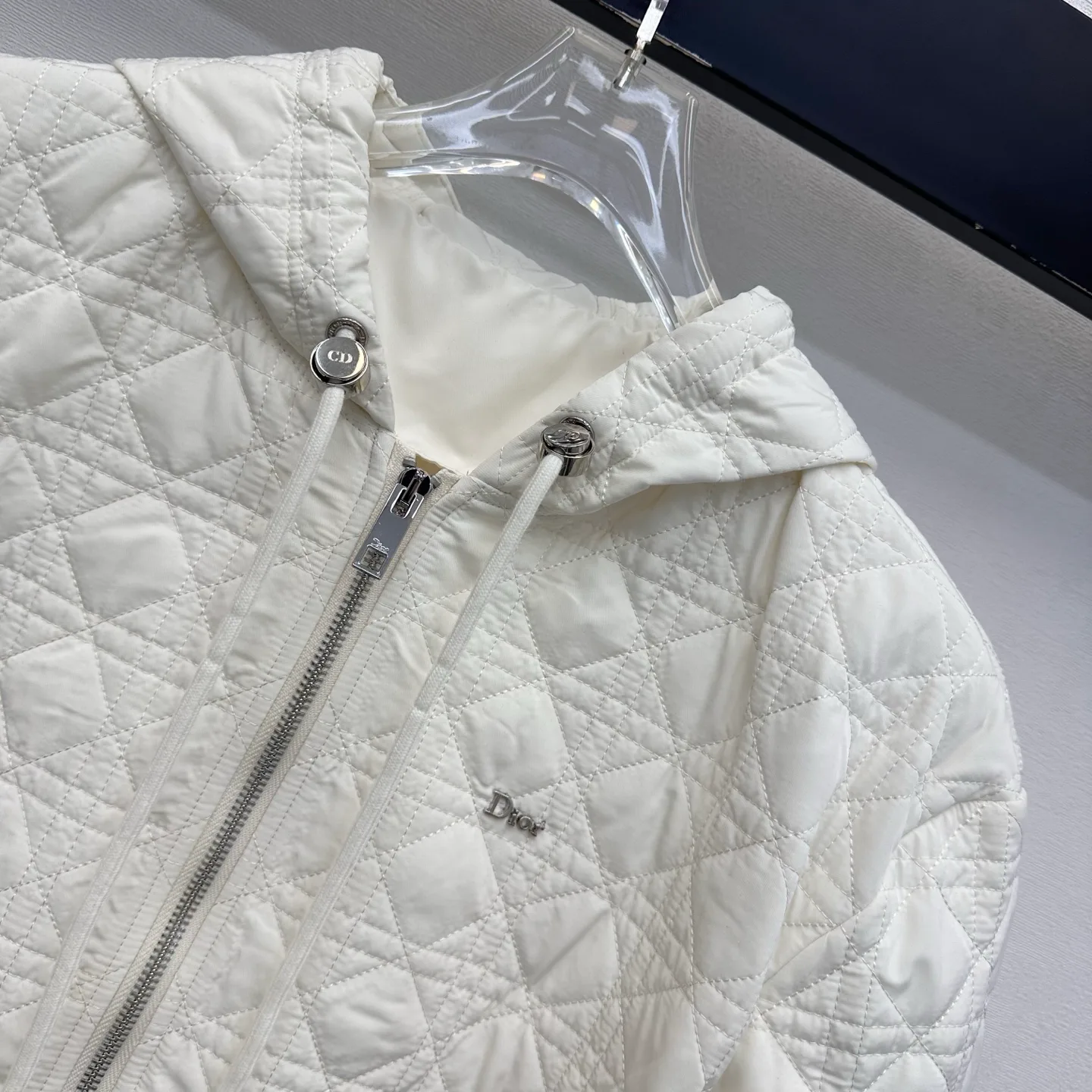 Куртки И Пуховики Женские Christian Dior 18022768
